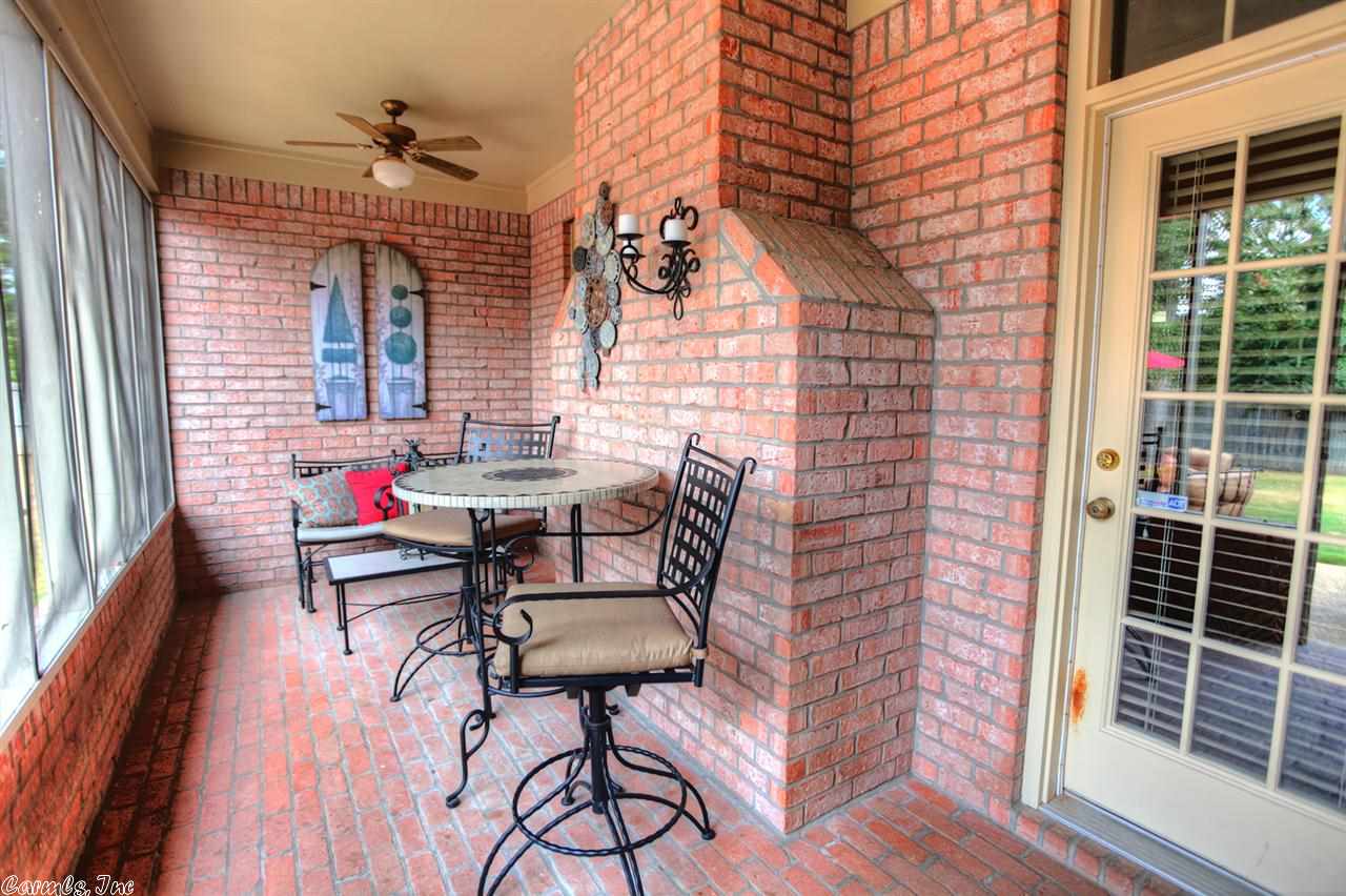 Royal Oaks - Residential