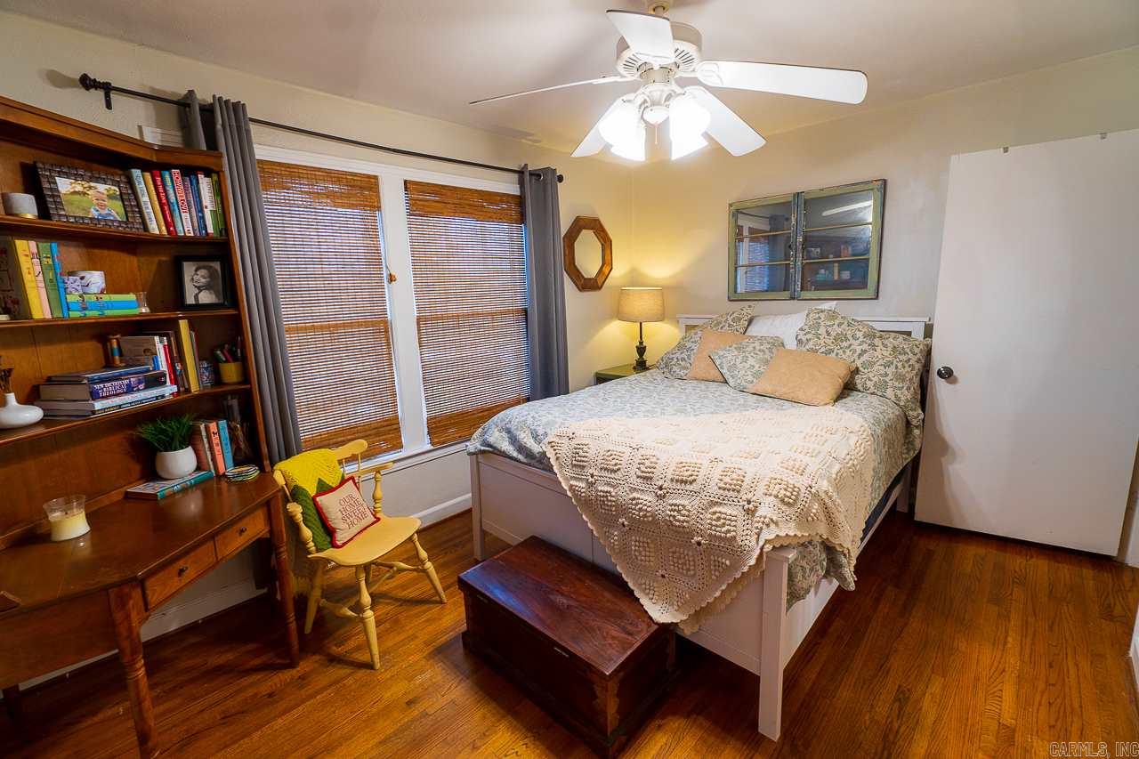 KINGWOOD PLACE - Residential