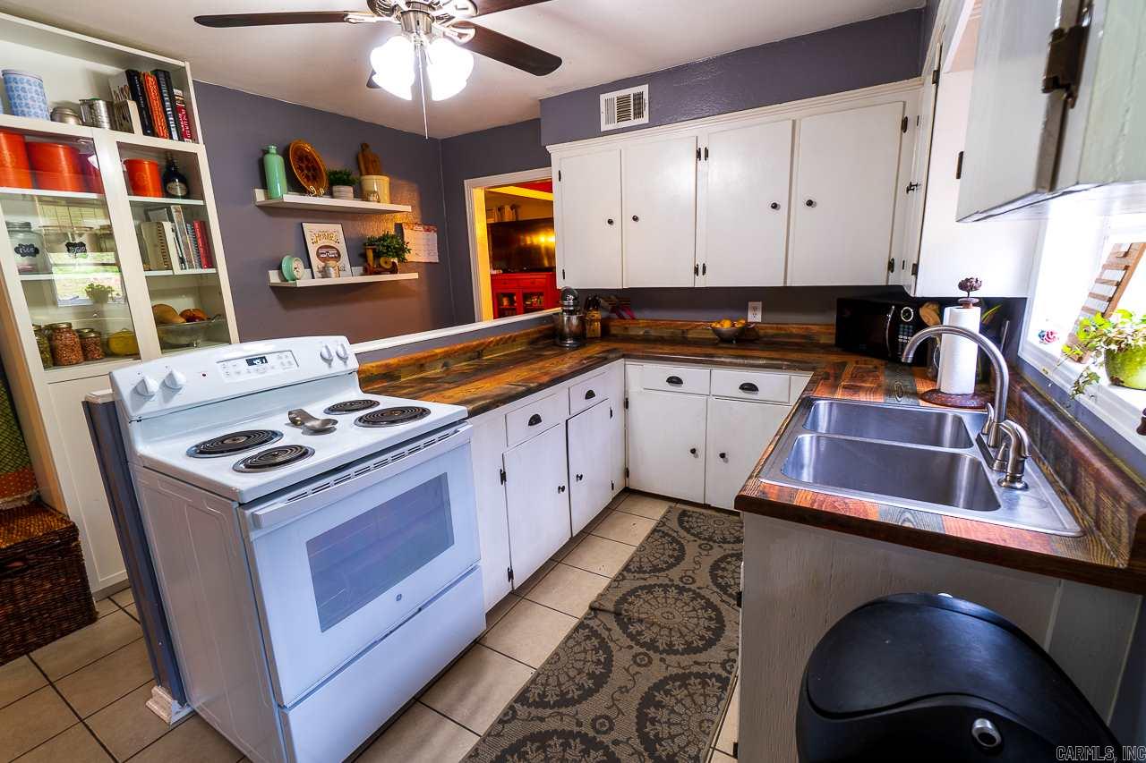 KINGWOOD PLACE - Residential