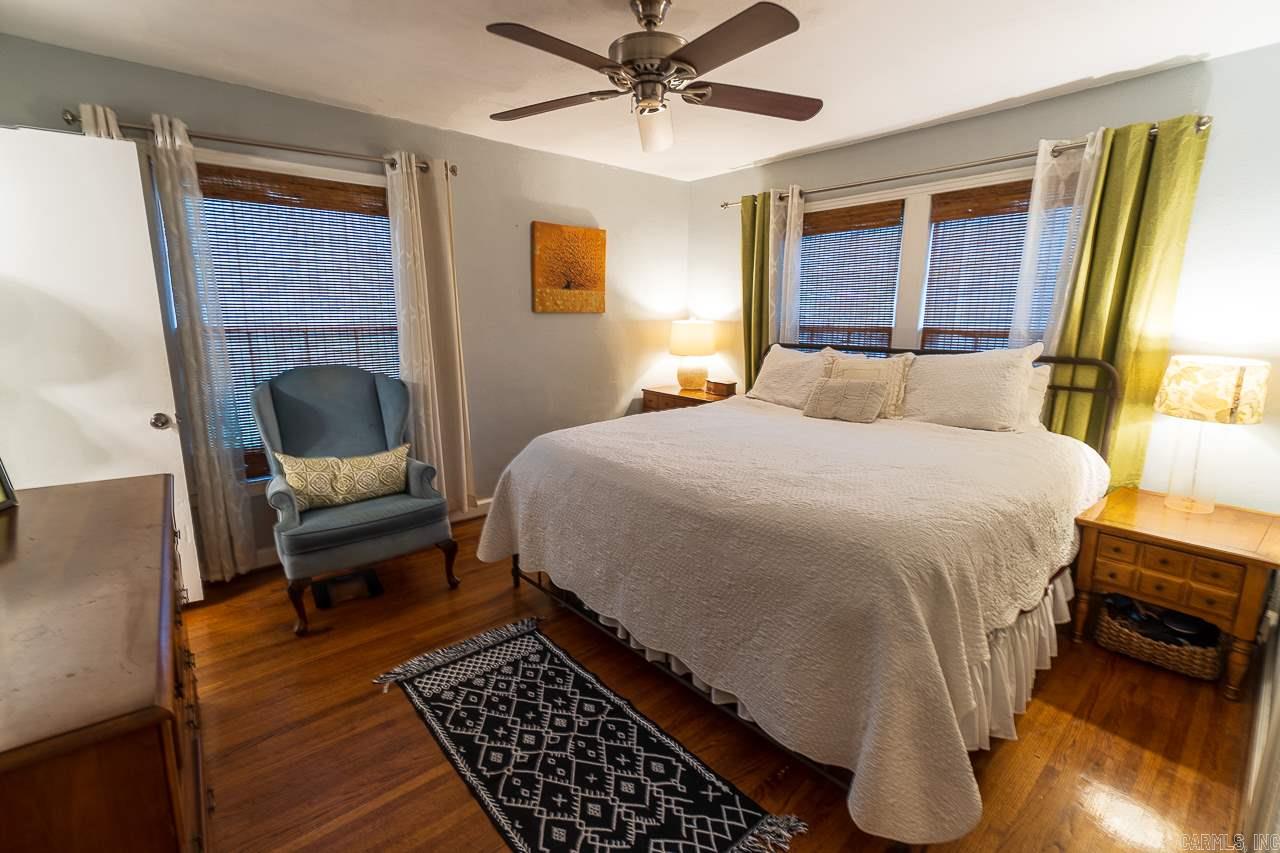 KINGWOOD PLACE - Residential