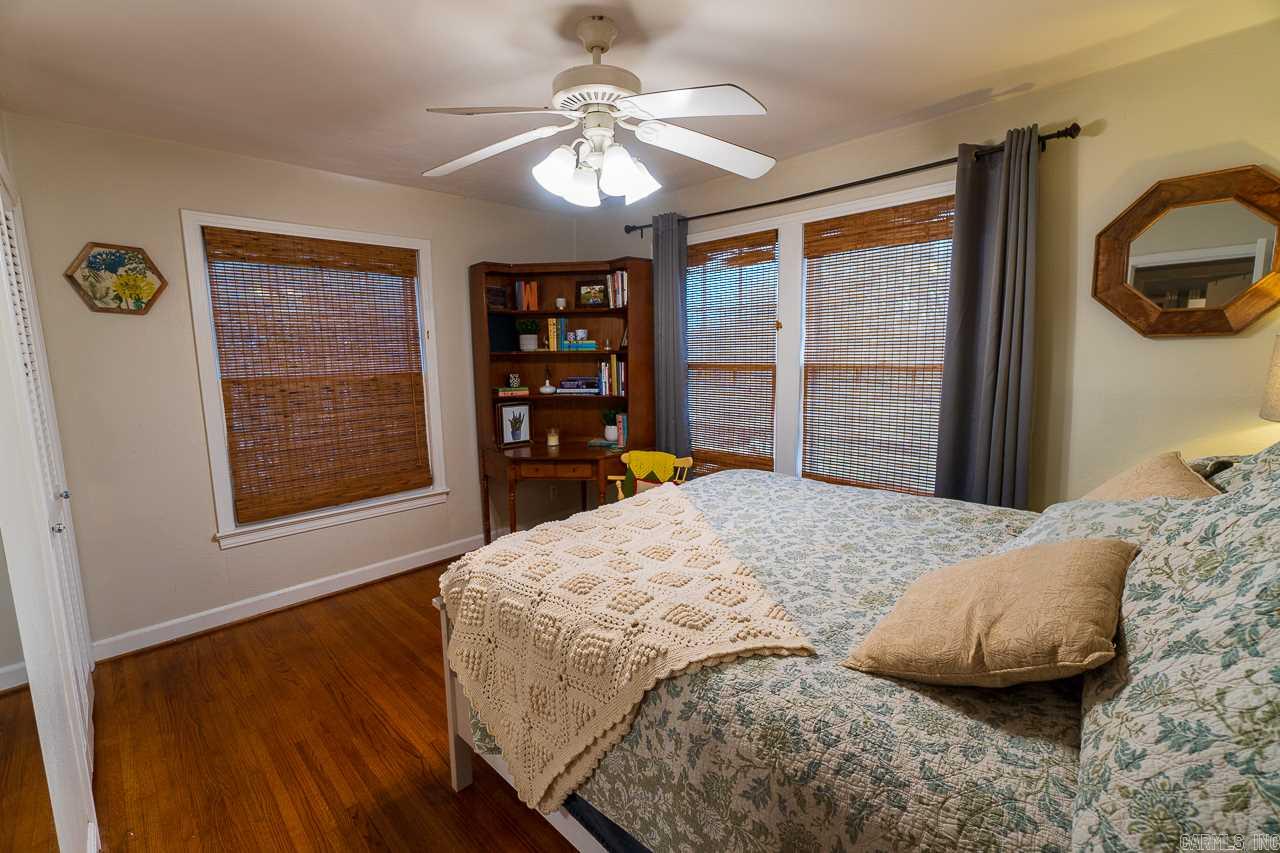 KINGWOOD PLACE - Residential