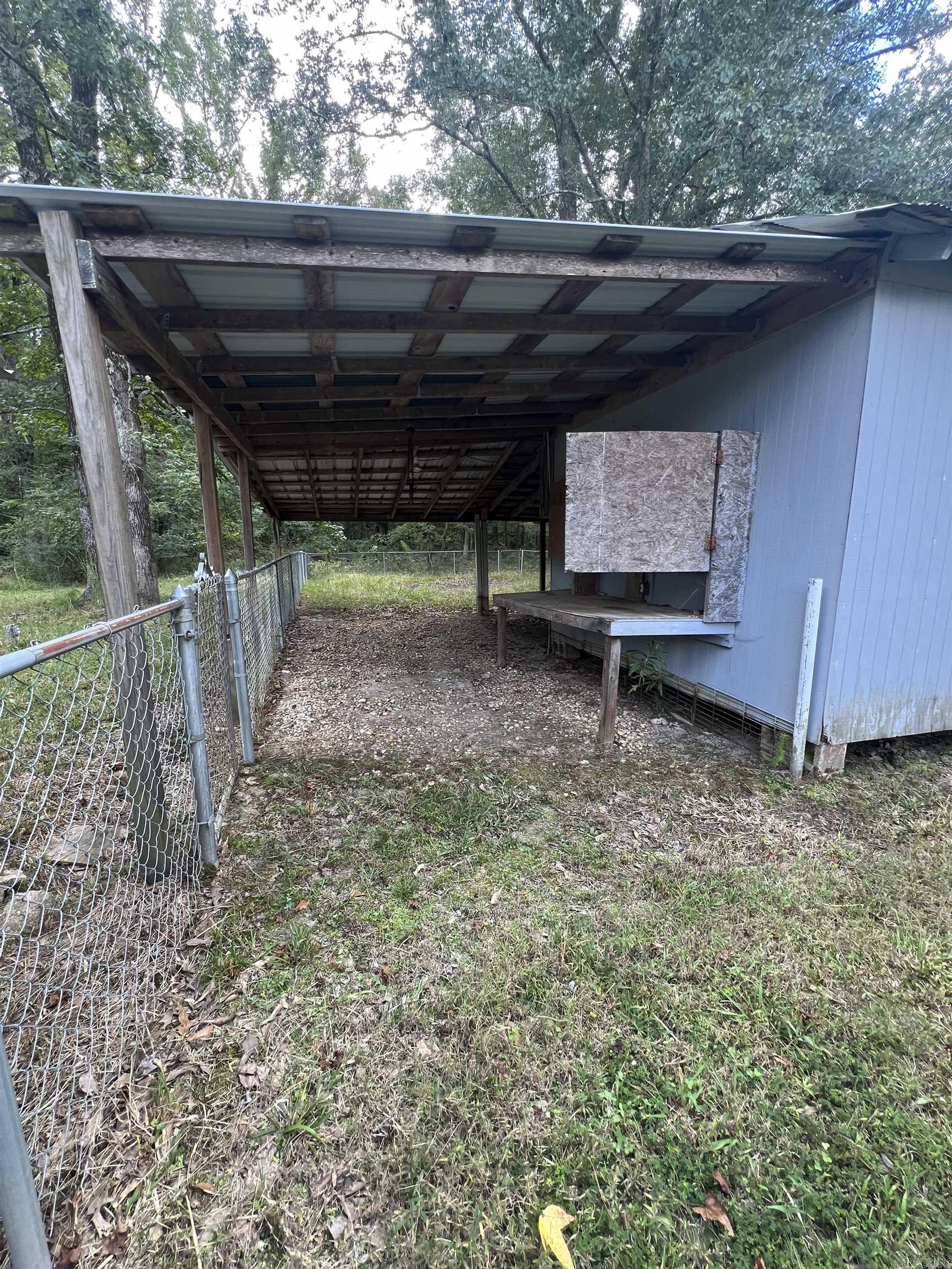SULPHUR SPRINGS ESTATES - Residential