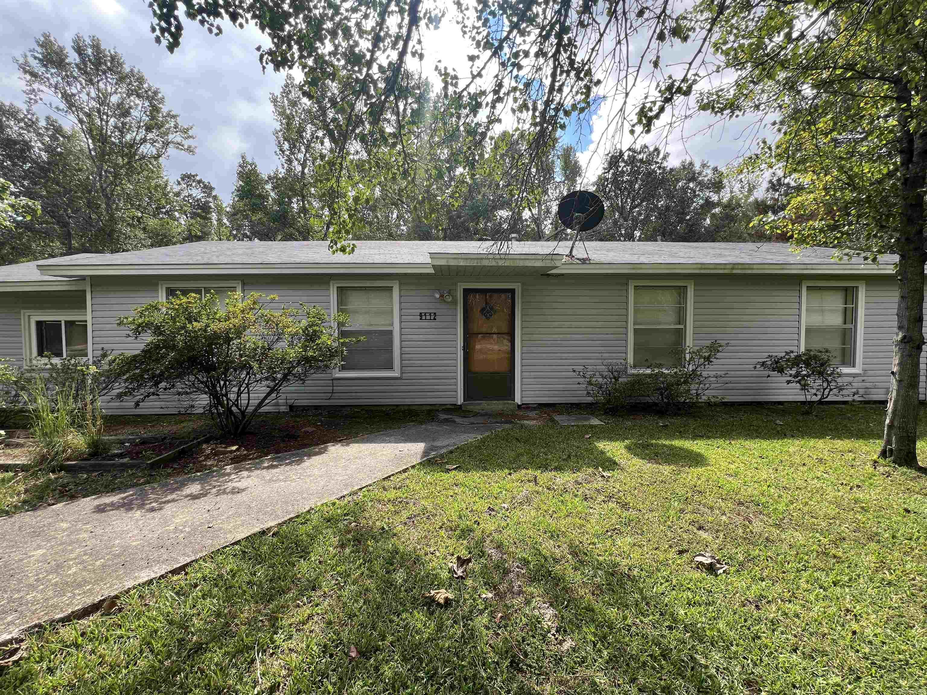 SULPHUR SPRINGS ESTATES - Residential