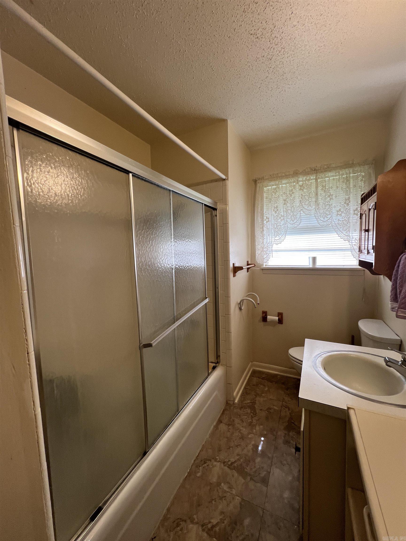 SULPHUR SPRINGS ESTATES - Residential