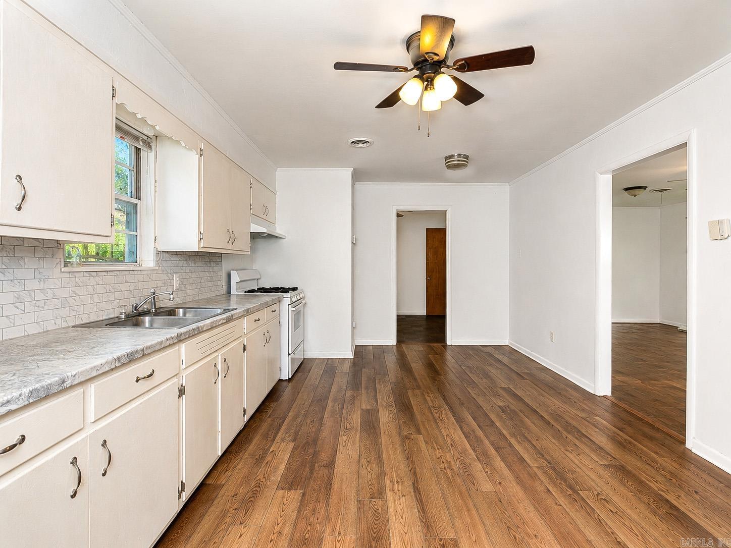 BROADMOOR NORTH - Residential