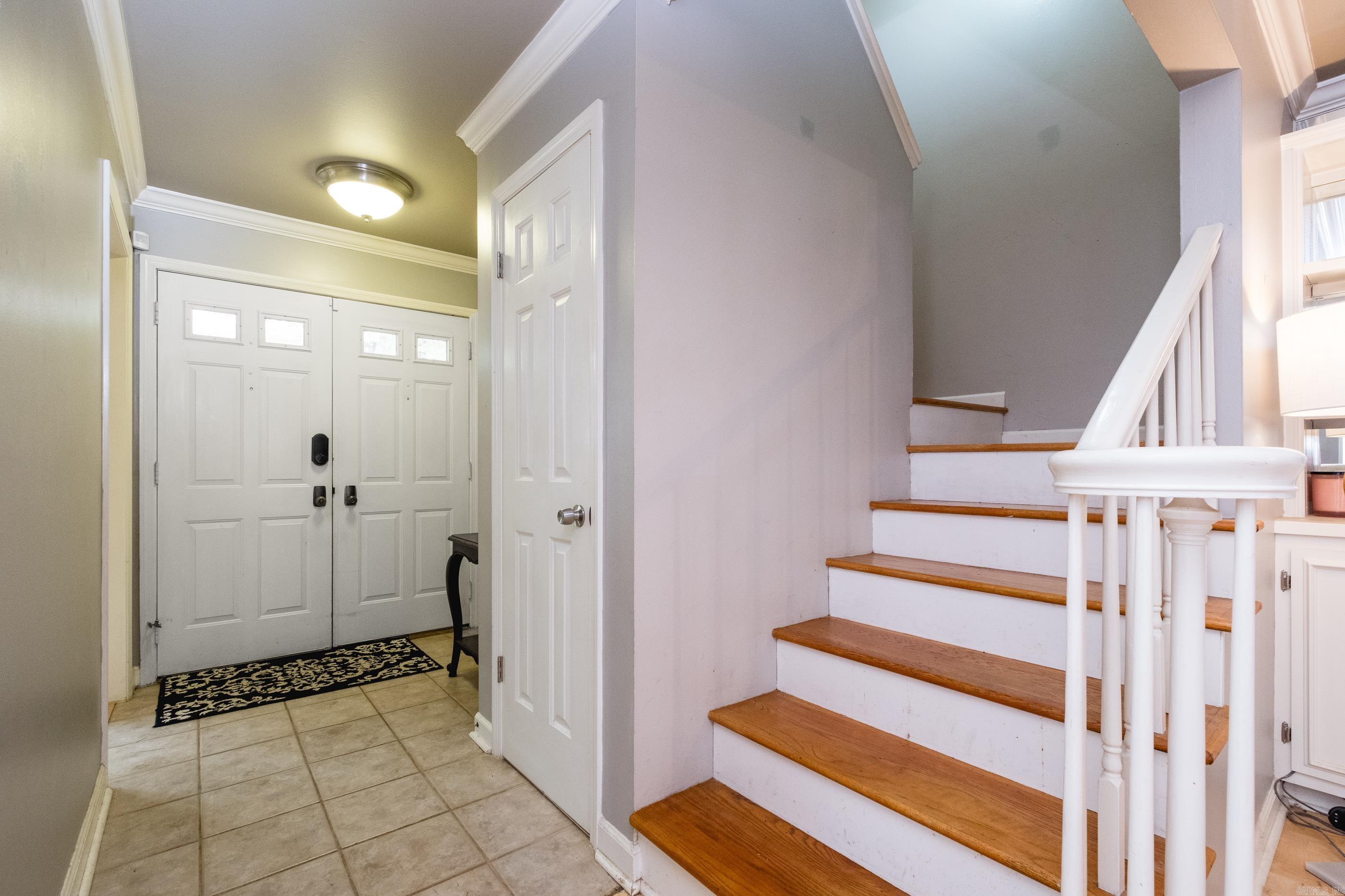 KINGSBRIDGE TWNHSE - Residential