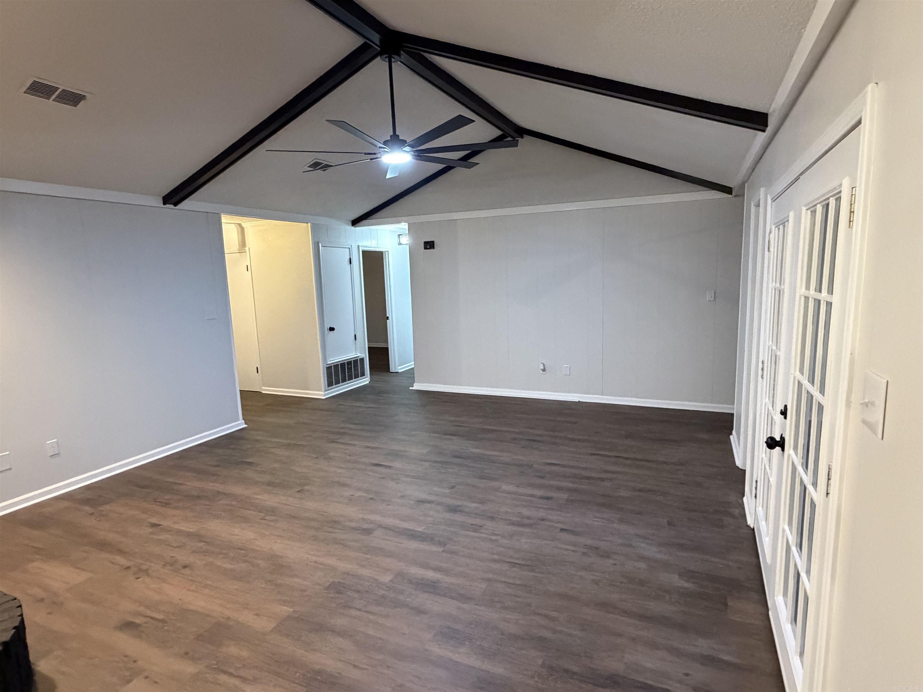 INDIAN HILLS PHASE - Residential
