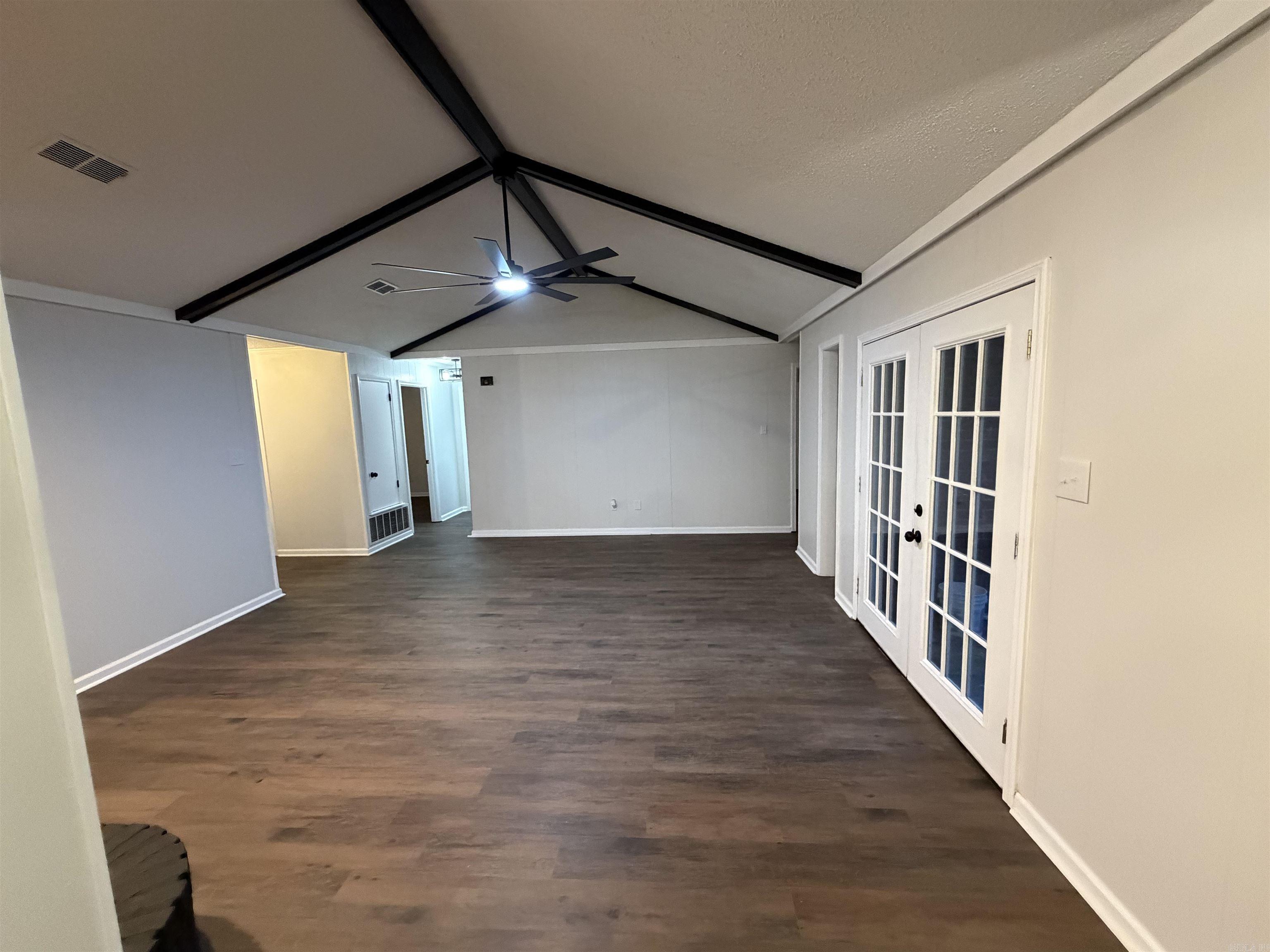 INDIAN HILLS PHASE - Residential