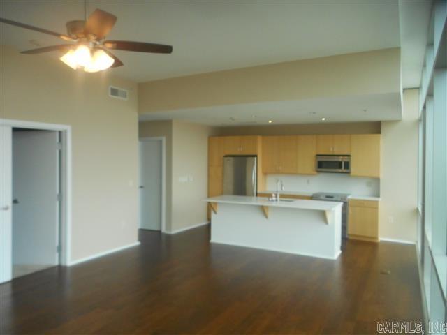300 THIRD HPR - Residential