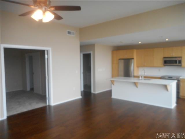 300 THIRD HPR - Residential