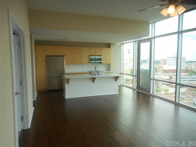 300 THIRD HPR - Residential