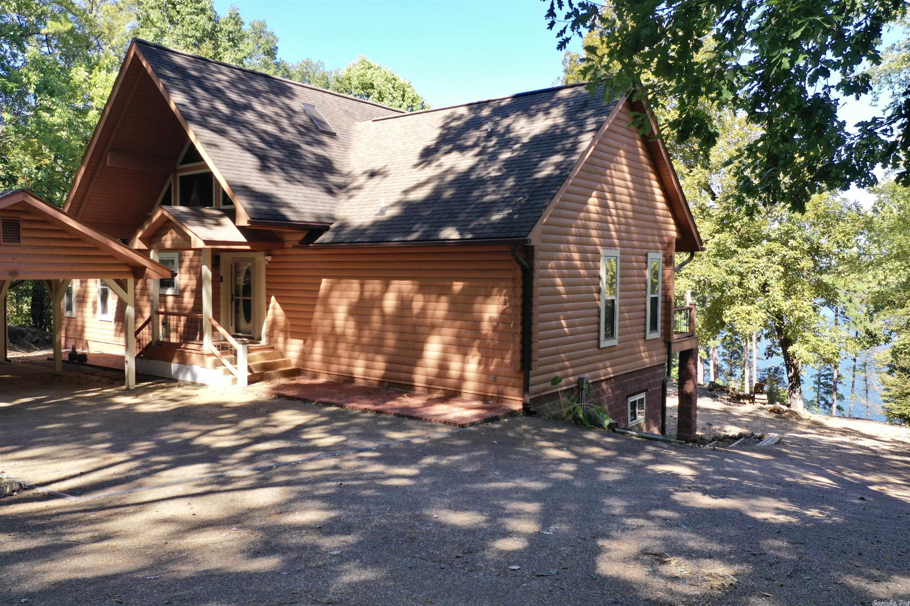COWHIDE COVE HOME - Residential