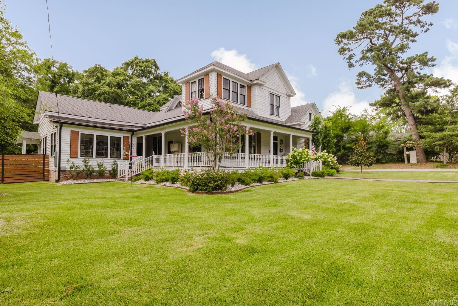 ORIGINAL TOWN-BENTON - Residential
