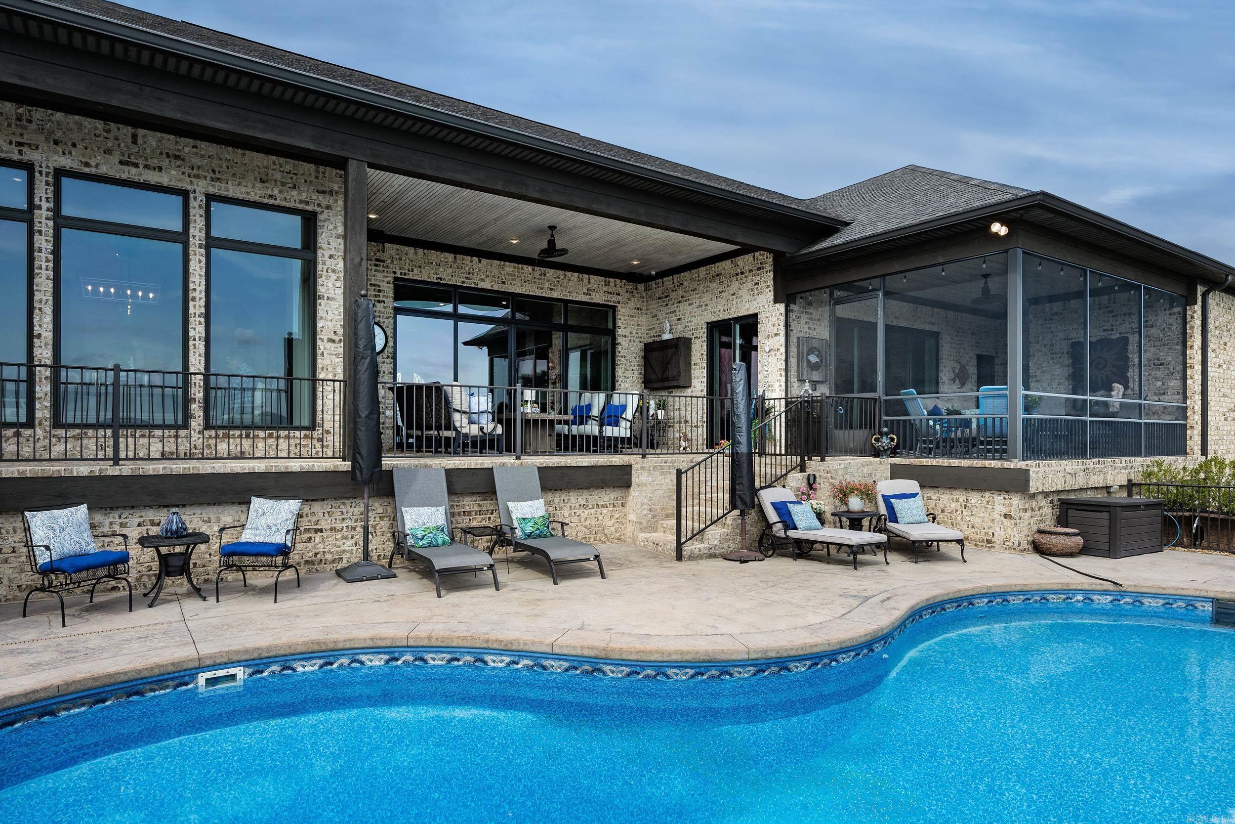 MOUNTAIN CREST ESTATES - Residential