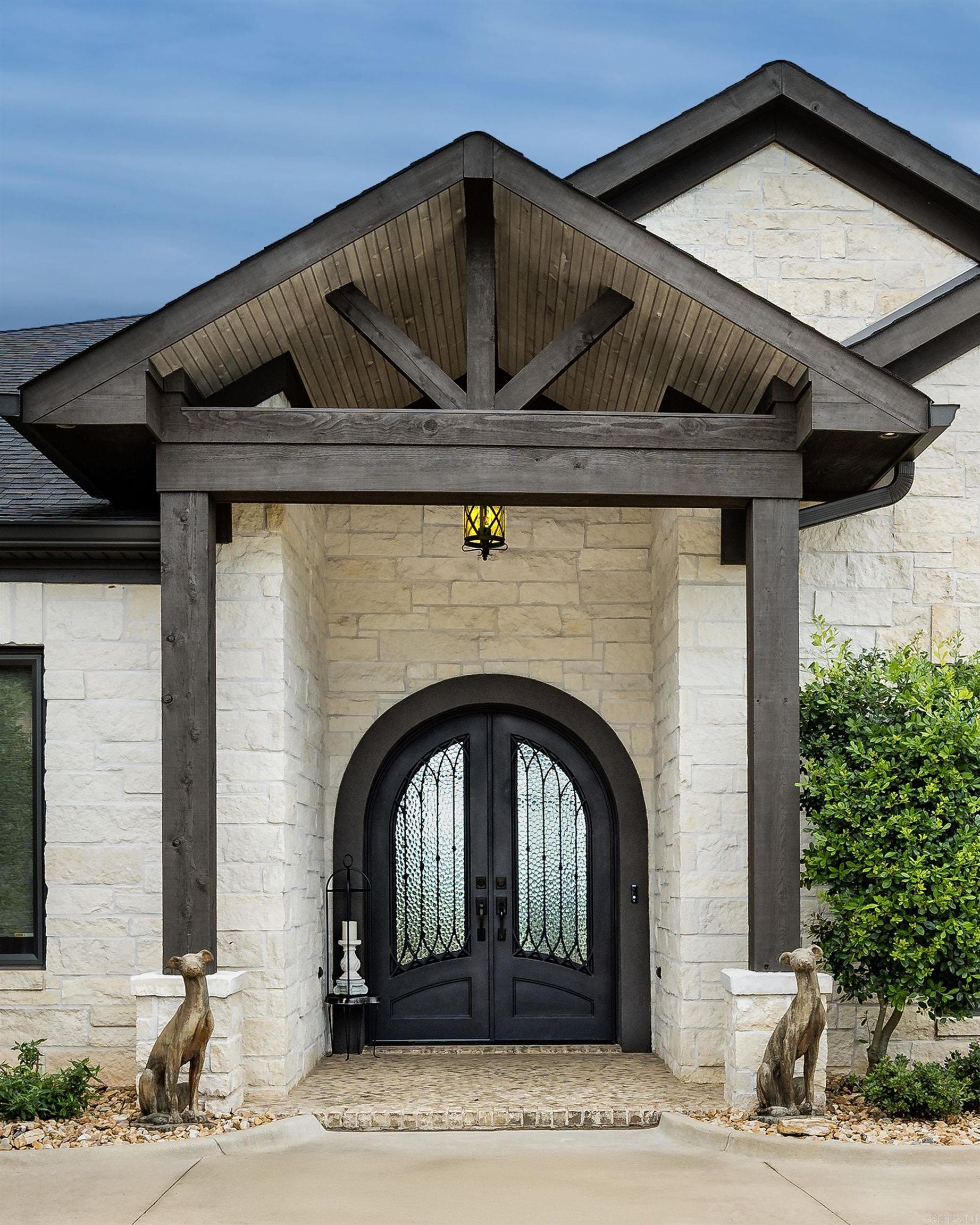 MOUNTAIN CREST ESTATES - Residential