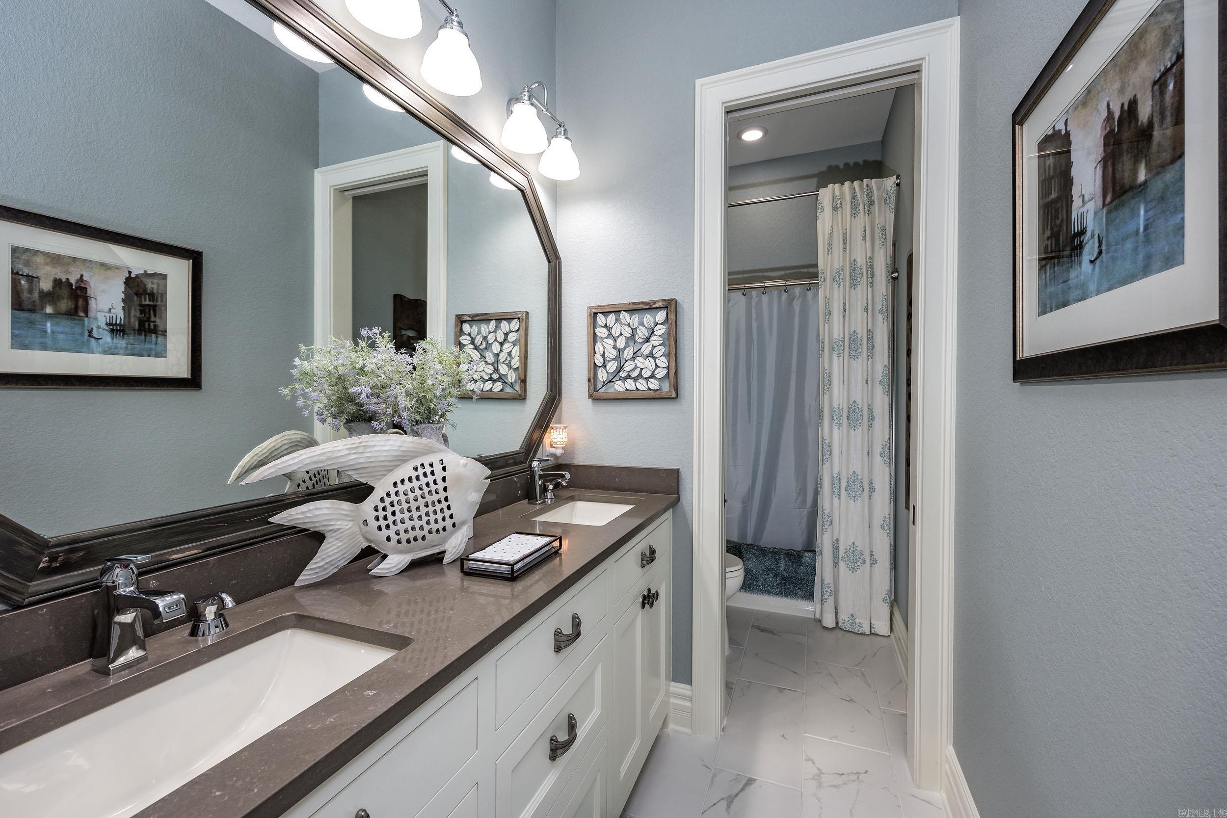 MOUNTAIN CREST ESTATES - Residential