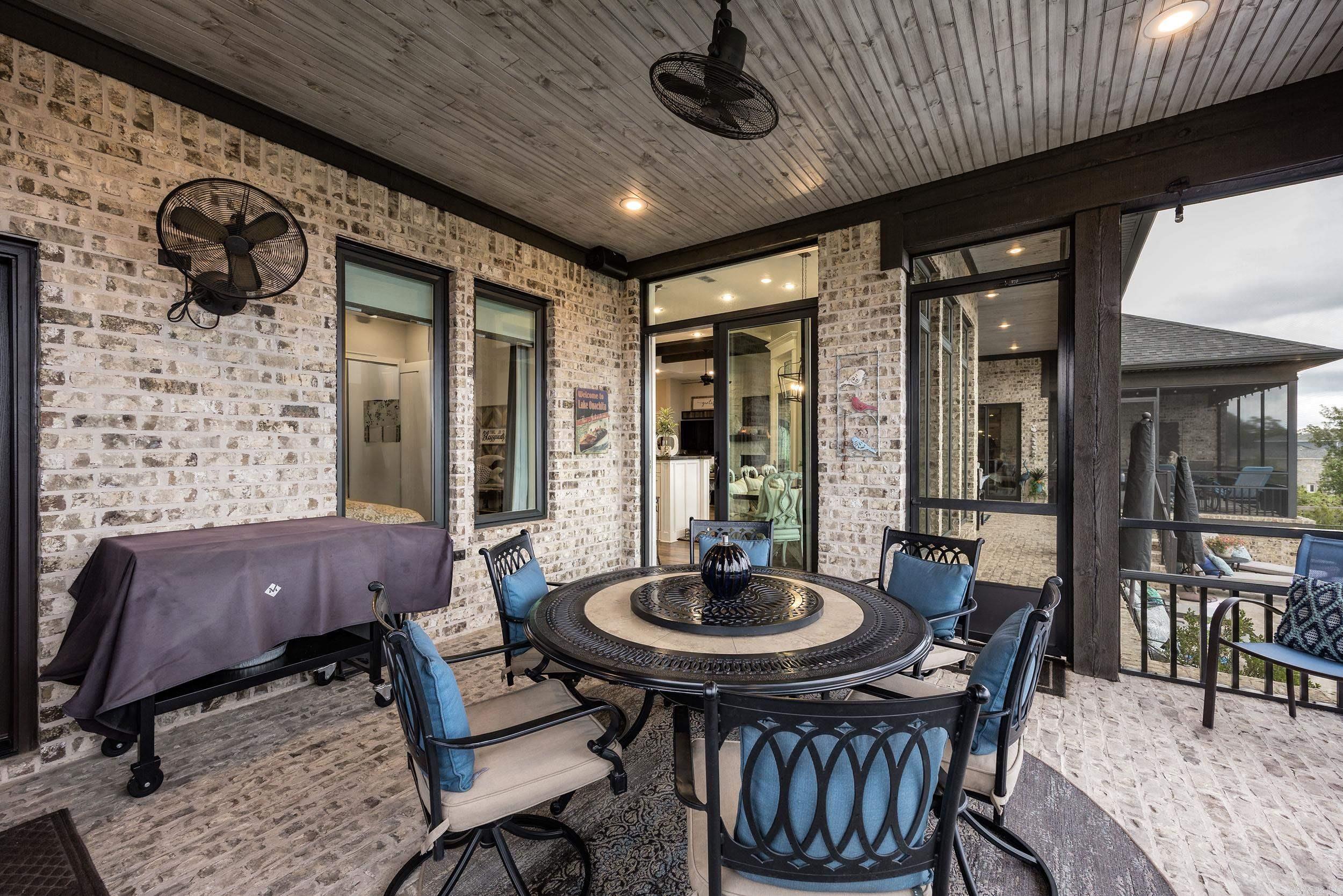 MOUNTAIN CREST ESTATES - Residential