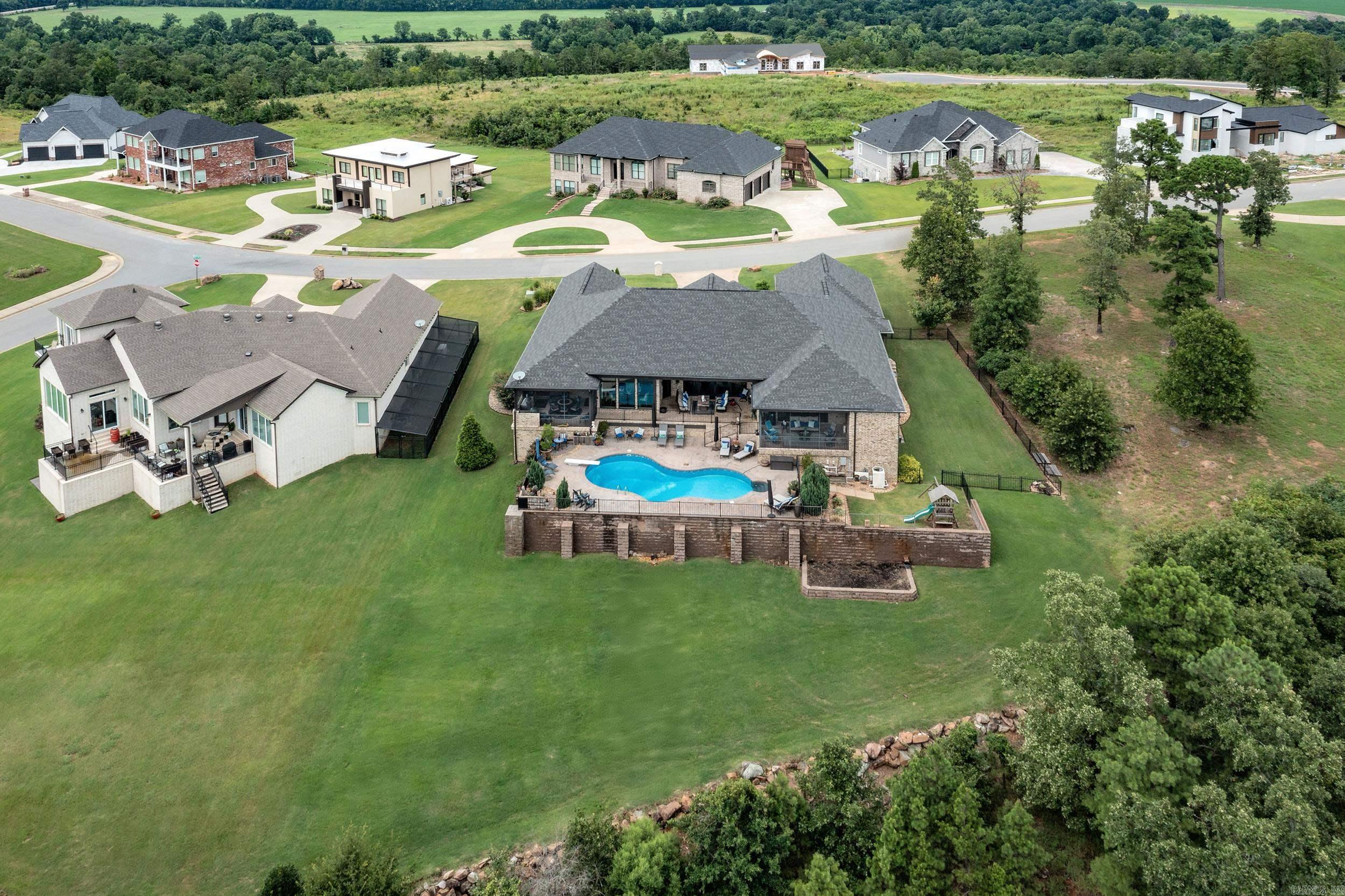MOUNTAIN CREST ESTATES - Residential