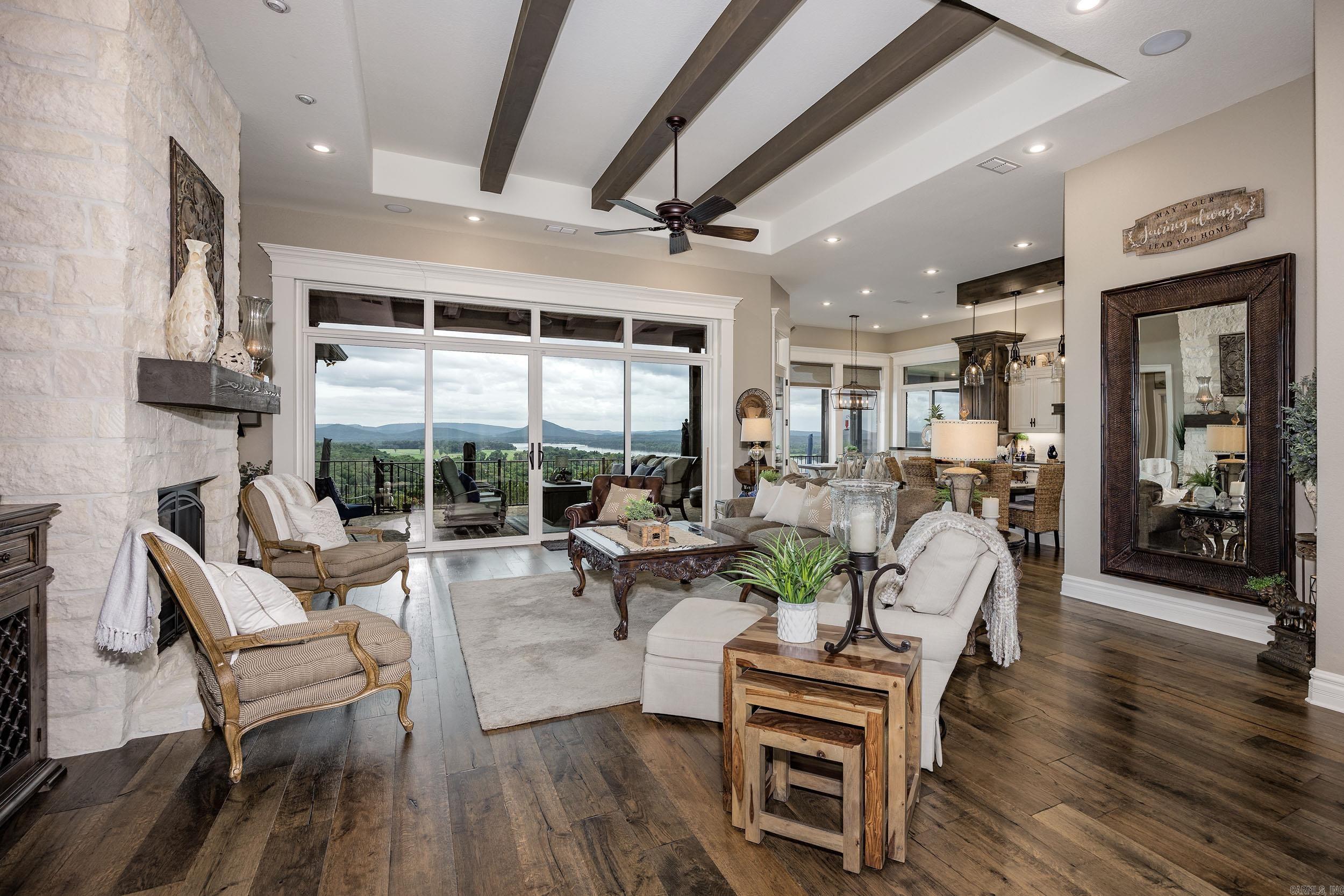 MOUNTAIN CREST ESTATES - Residential