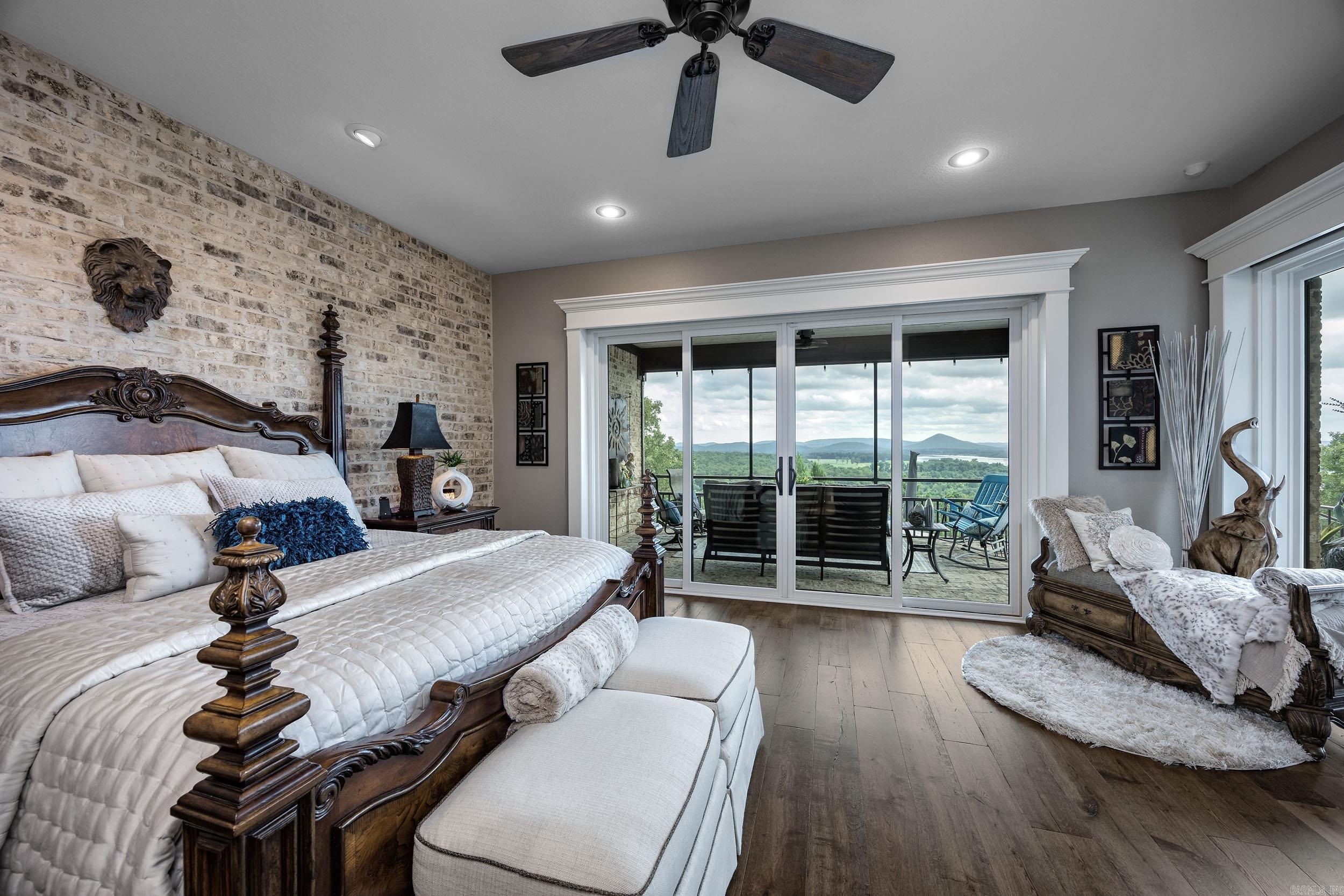 MOUNTAIN CREST ESTATES - Residential