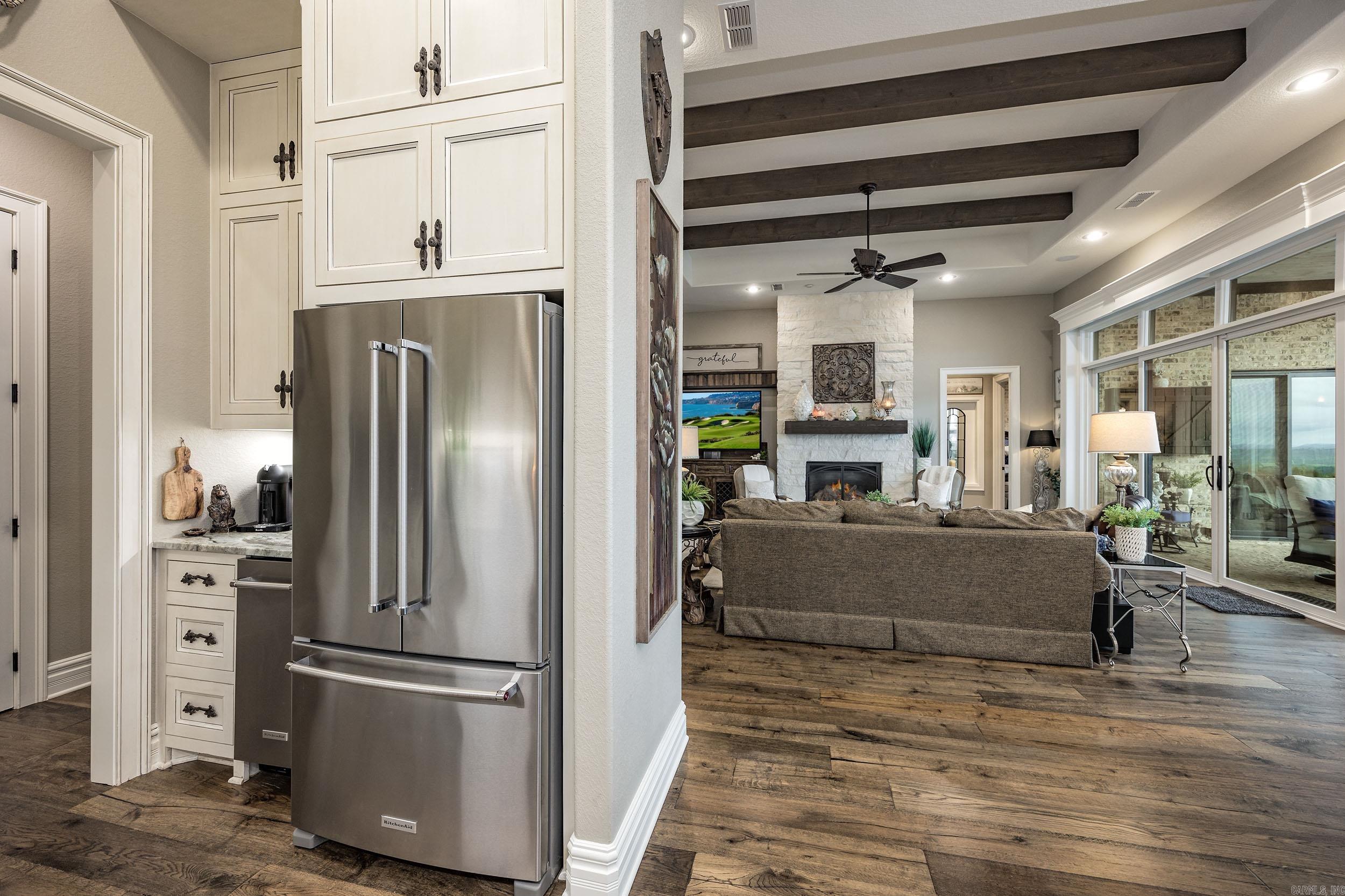 MOUNTAIN CREST ESTATES - Residential