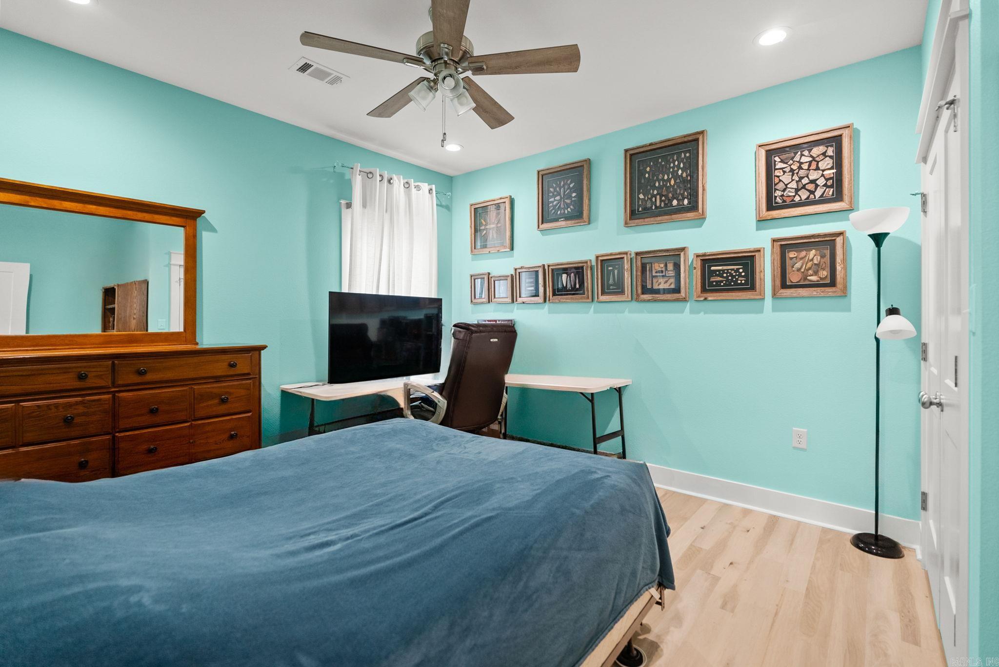 RIDGE VIEW - Residential