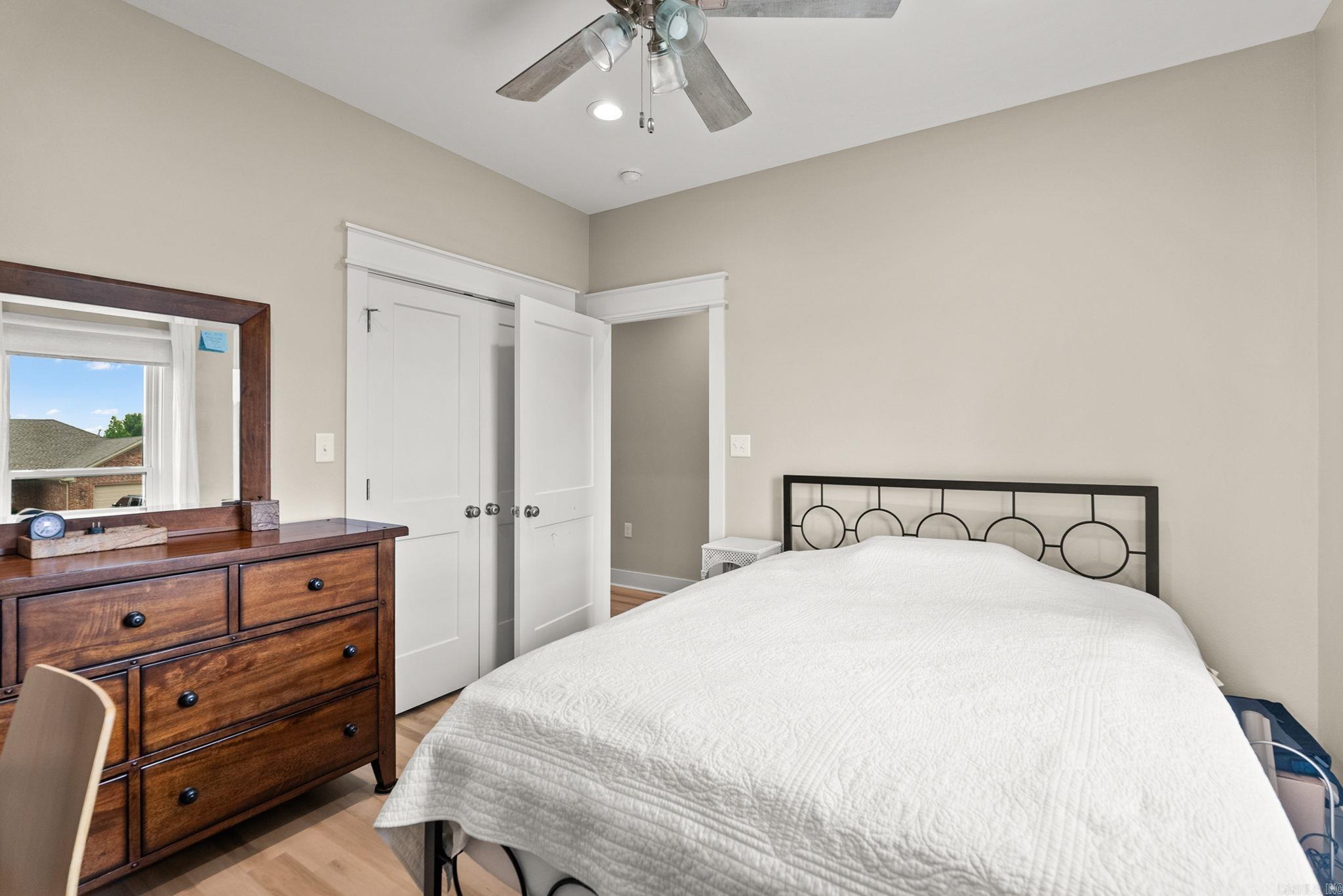 RIDGE VIEW - Residential