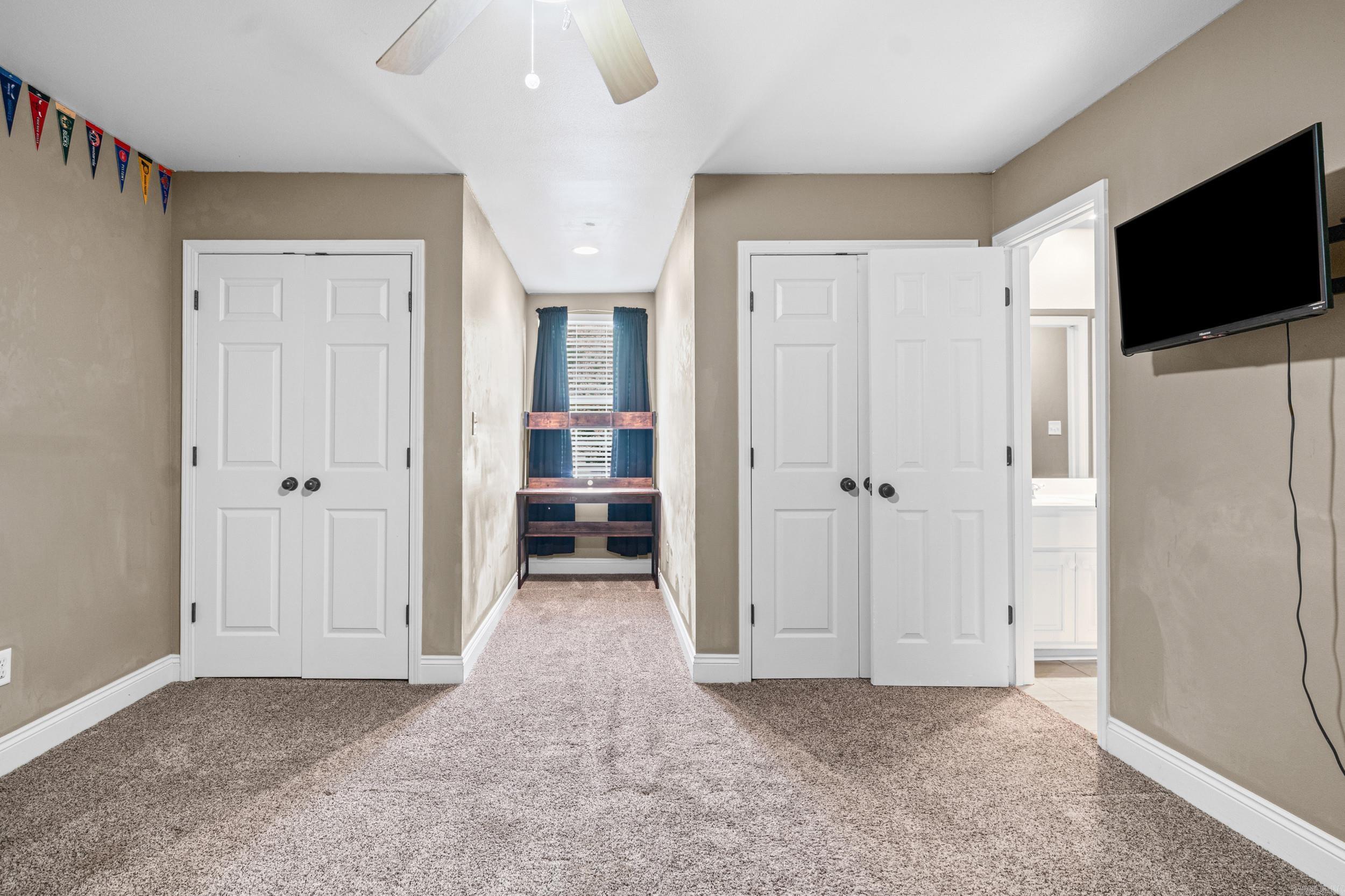 LONGHILLS VILLAGE - Residential