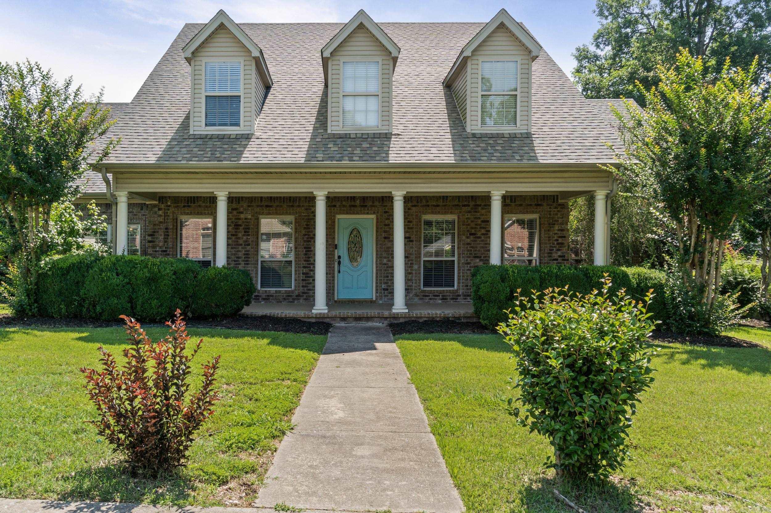 LONGHILLS VILLAGE - Residential