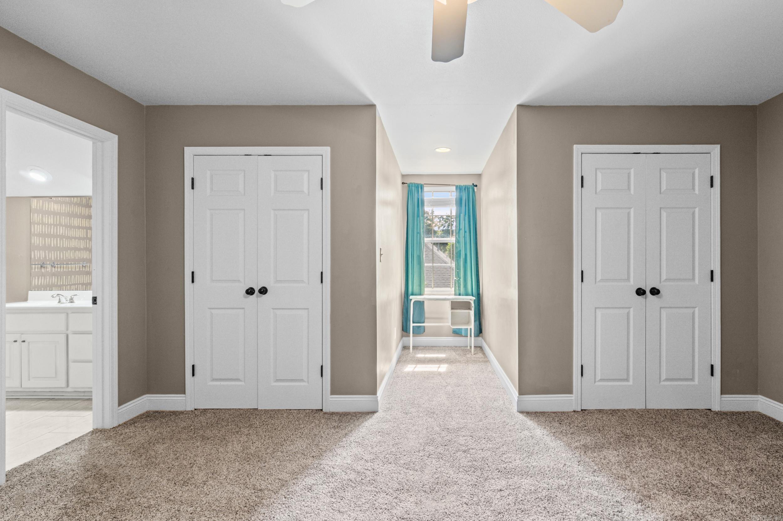 LONGHILLS VILLAGE - Residential