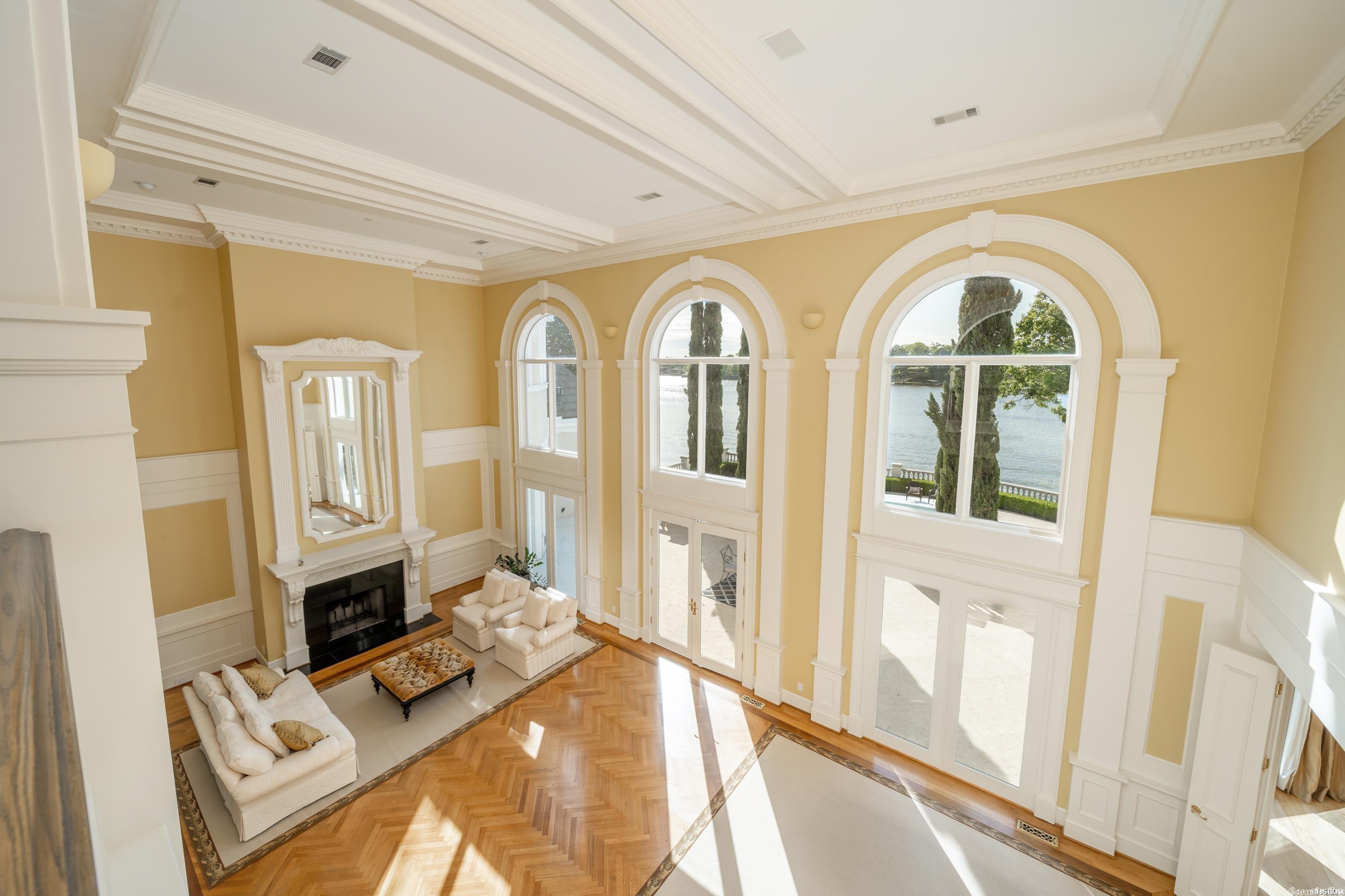 Driftwood Point - Residential