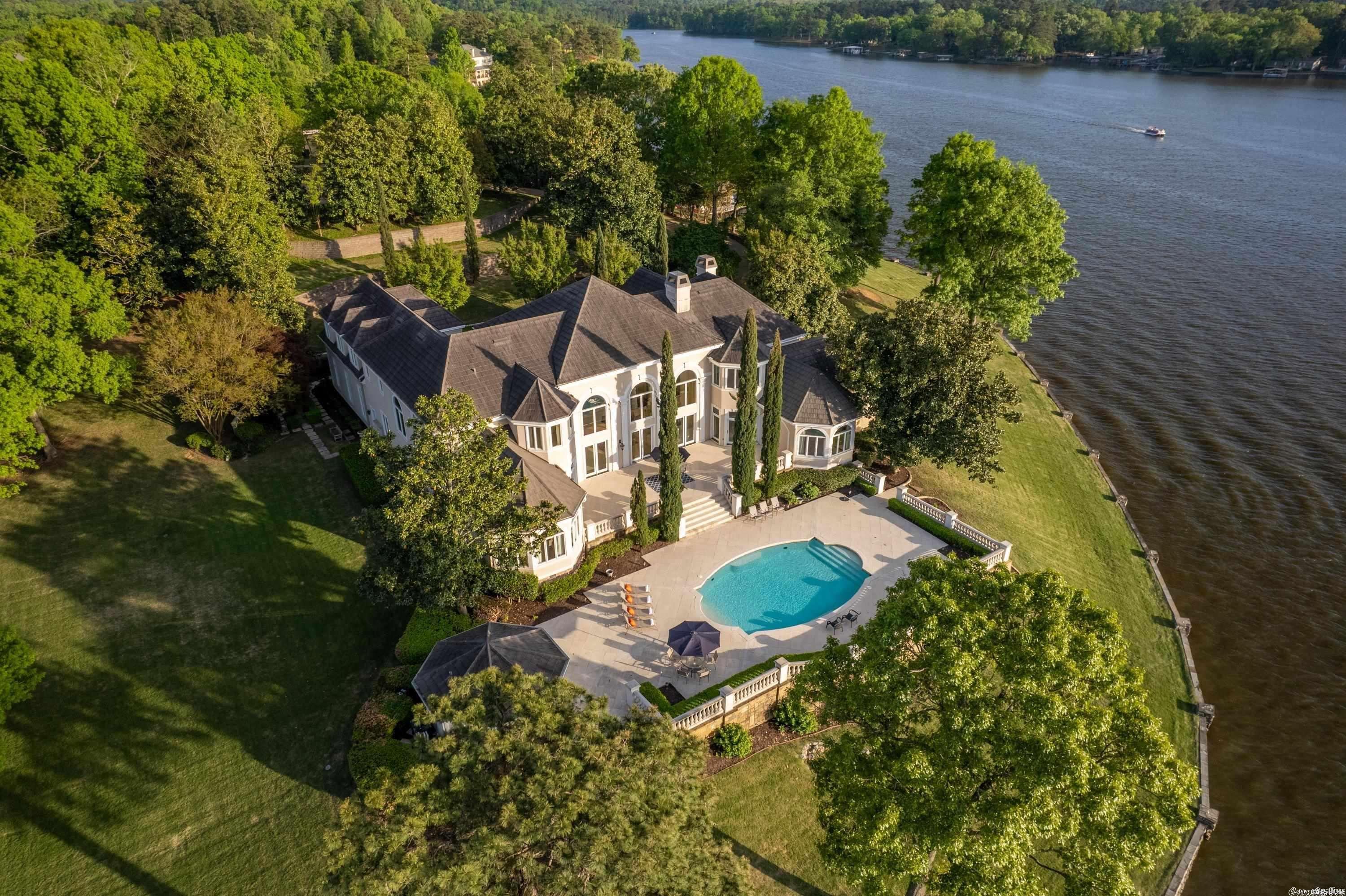 Driftwood Point - Residential