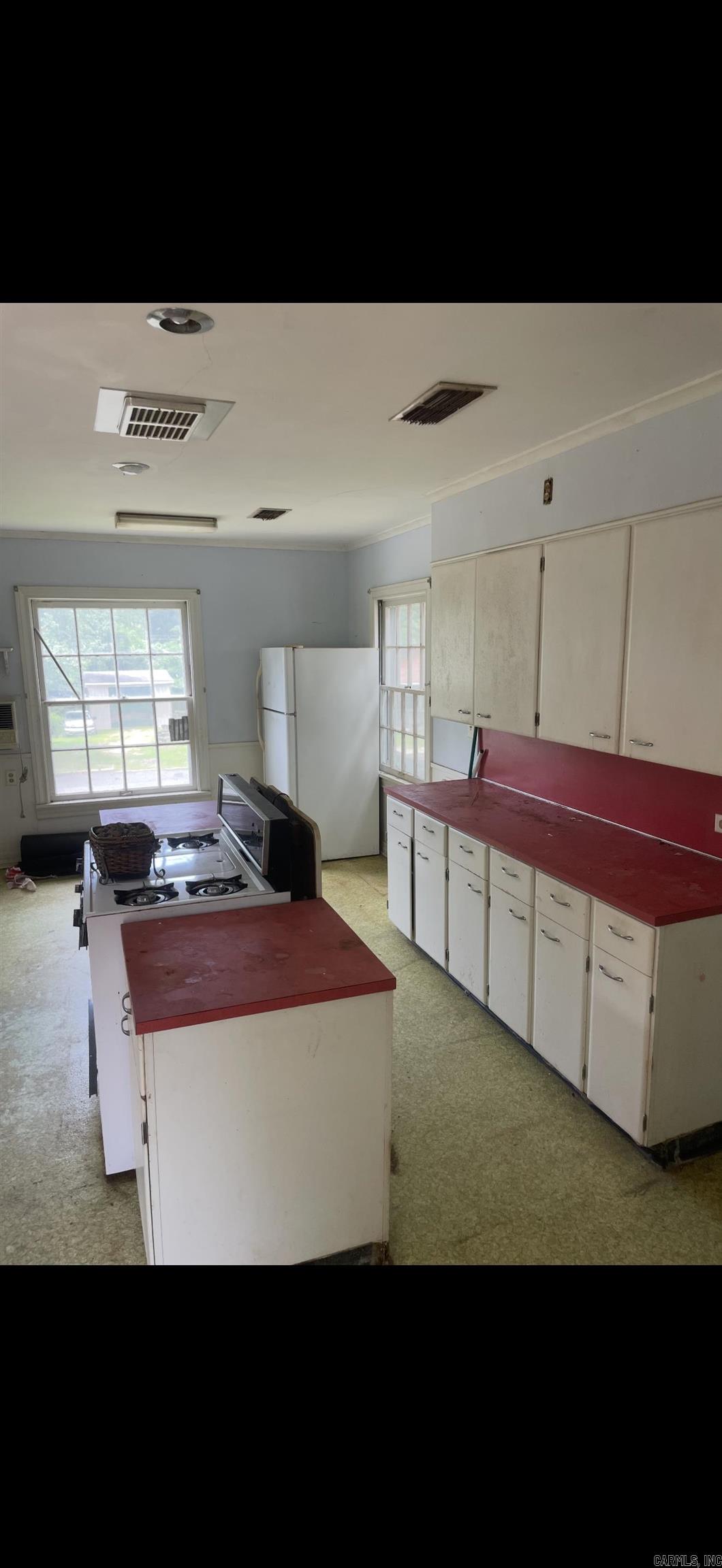 Helms Hillcrest - Residential