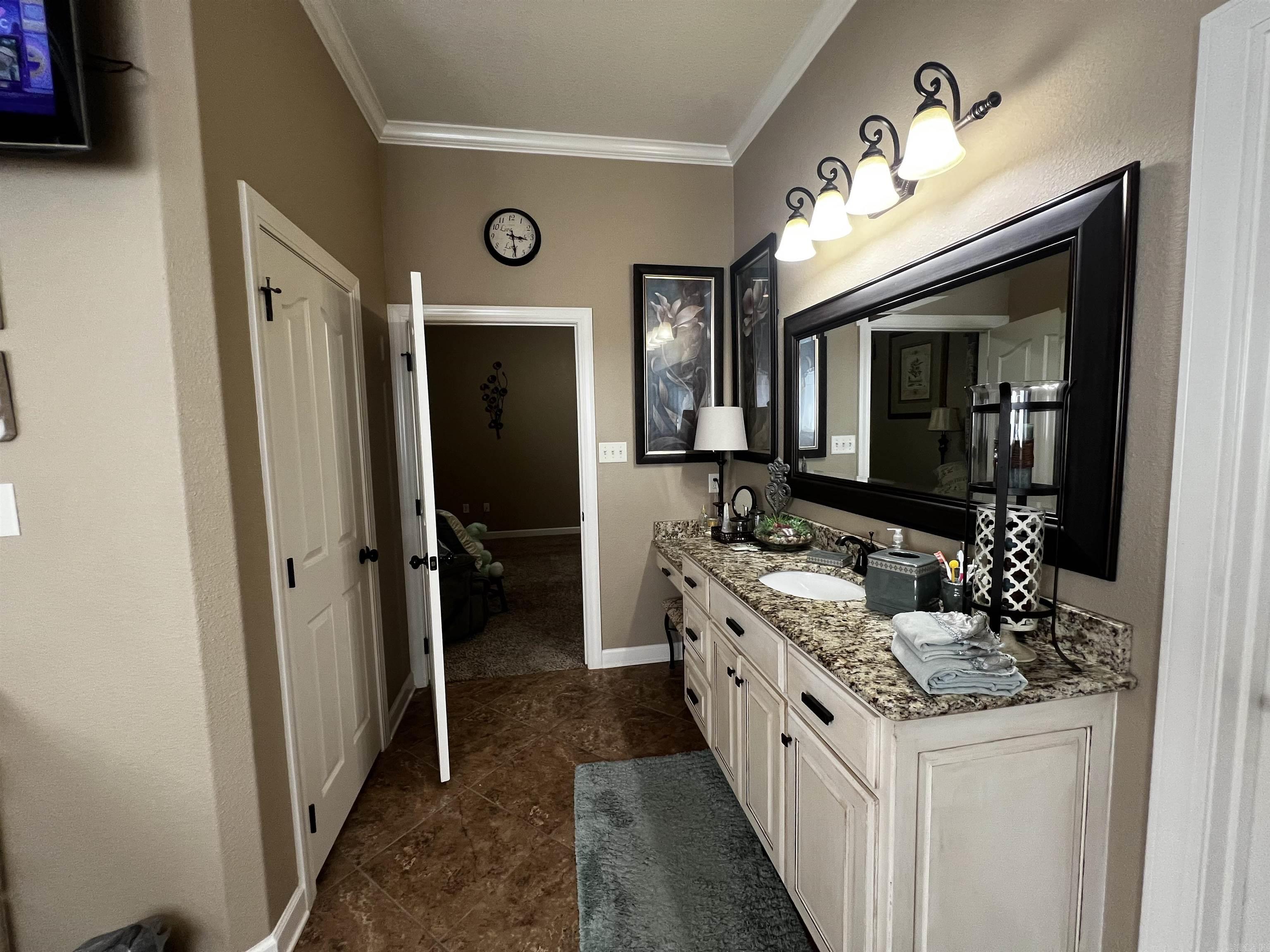EDGEWATER ADDN - Residential