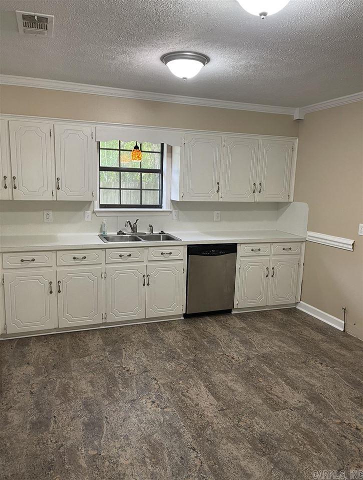 EAST SIDE ACRES - Residential