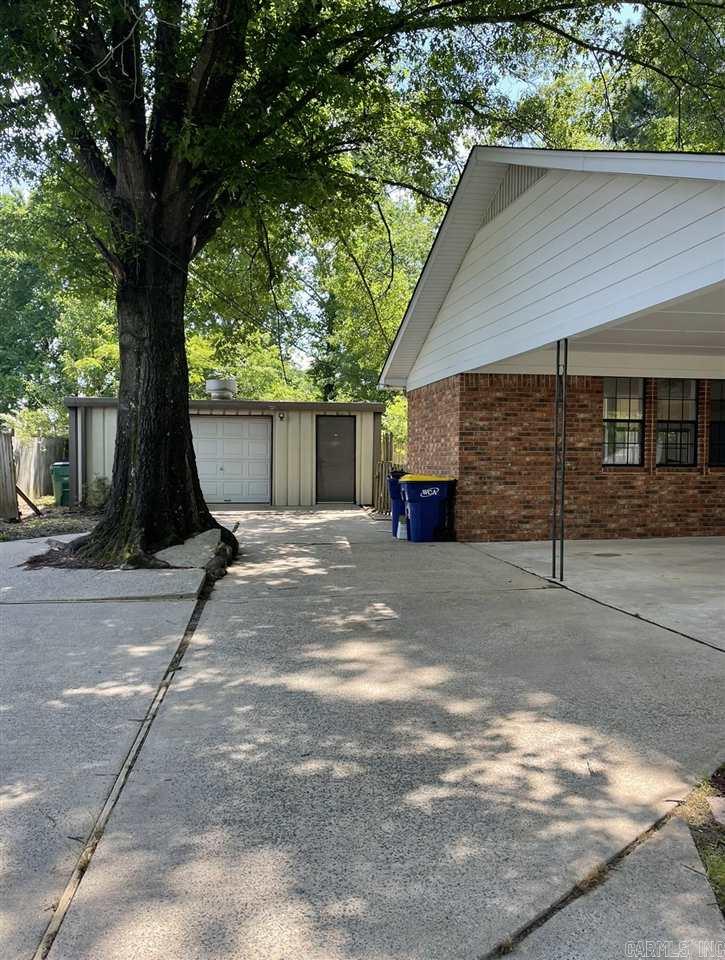 EAST SIDE ACRES - Residential