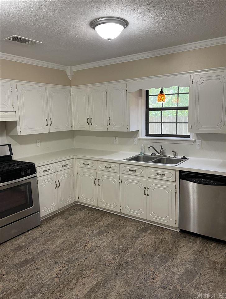 EAST SIDE ACRES - Residential