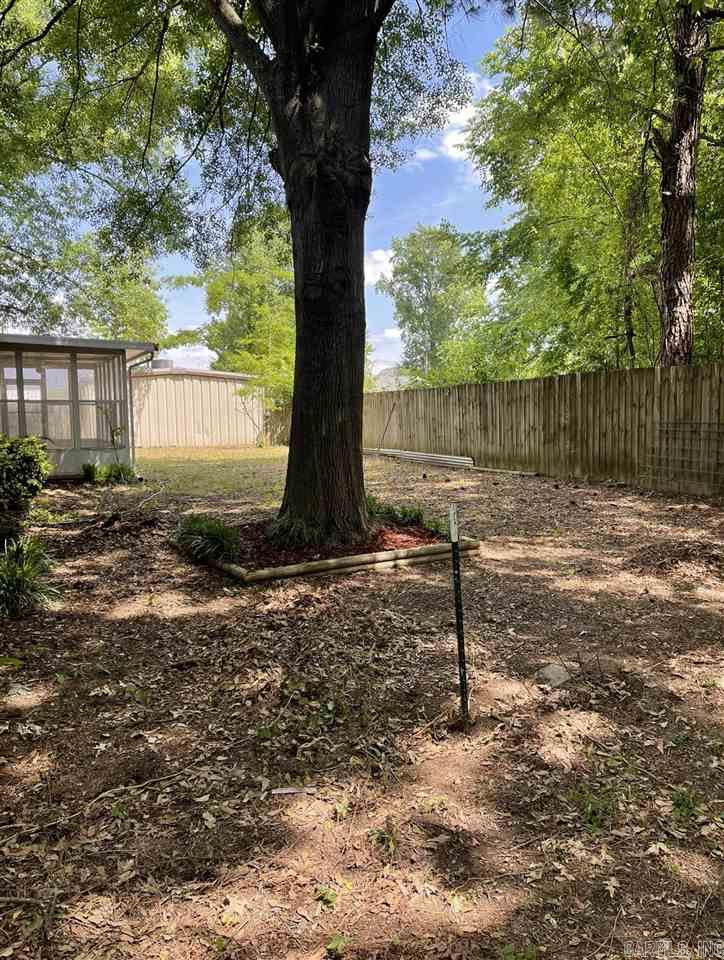 EAST SIDE ACRES - Residential