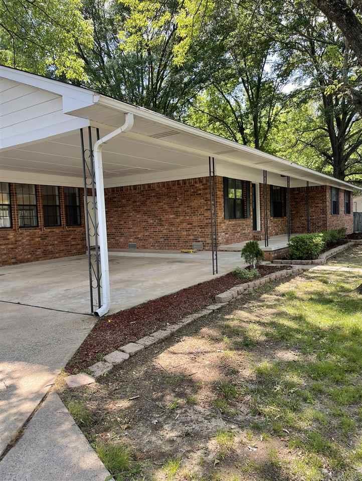 EAST SIDE ACRES - Residential
