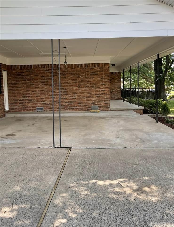 EAST SIDE ACRES - Residential