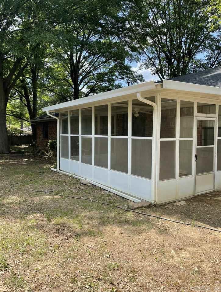 EAST SIDE ACRES - Residential
