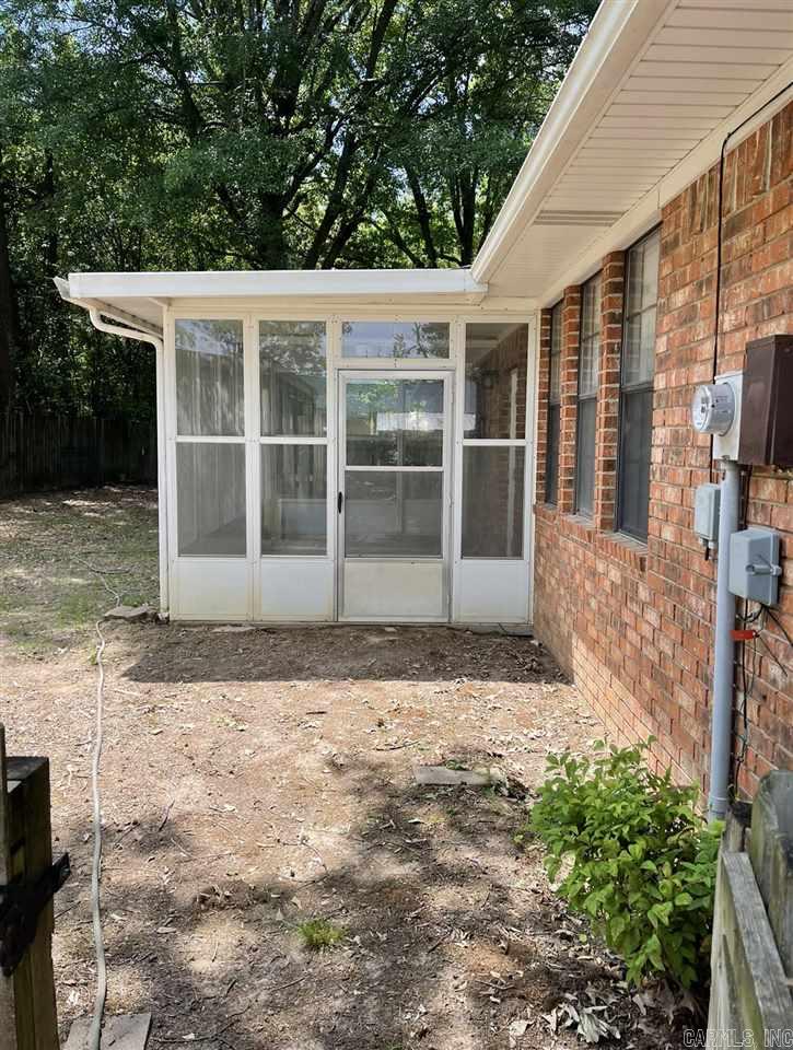 EAST SIDE ACRES - Residential