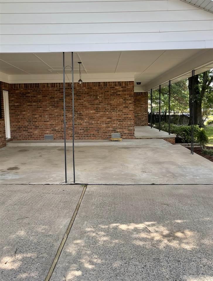 EAST SIDE ACRES - Residential