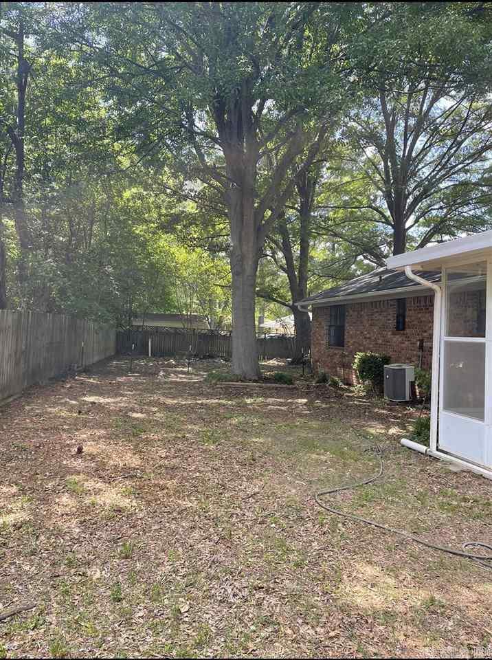 EAST SIDE ACRES - Residential