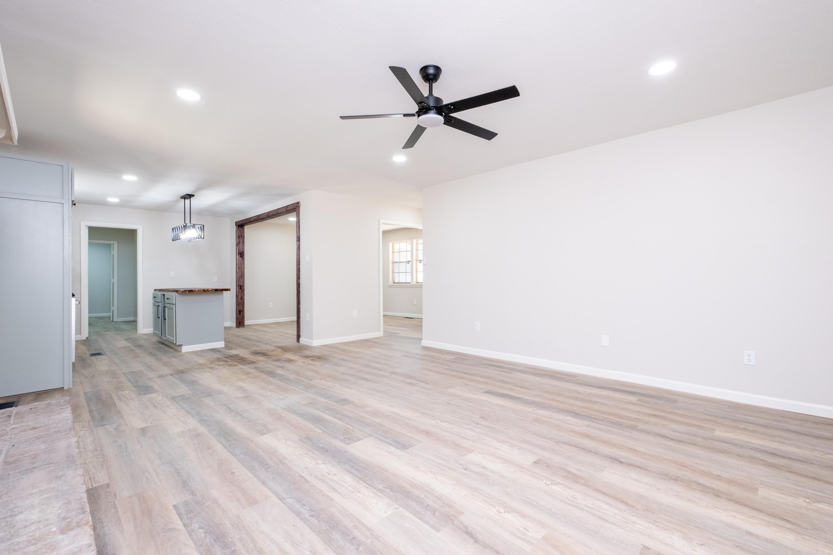 MISTY MEADOWS - Residential
