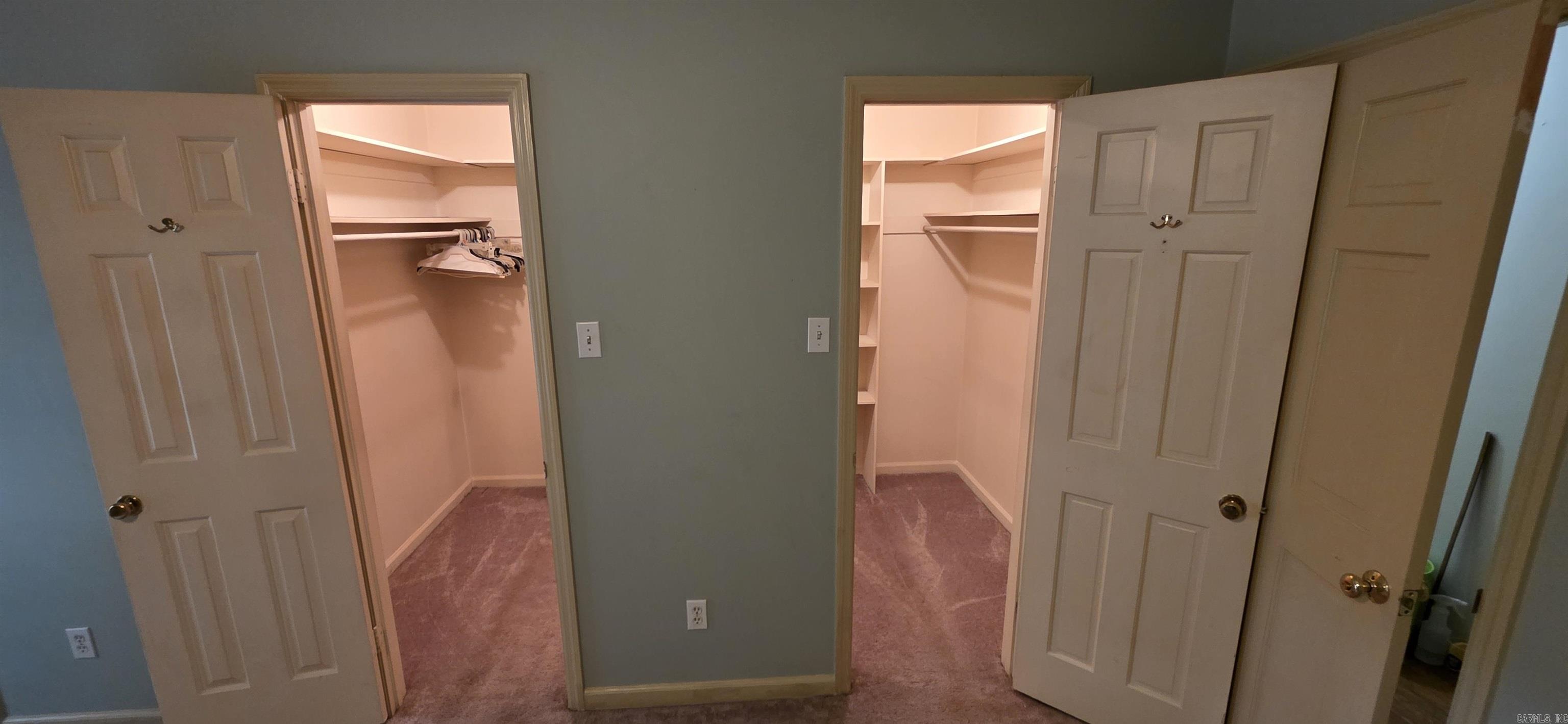 MARLOWE MANOR - Residential