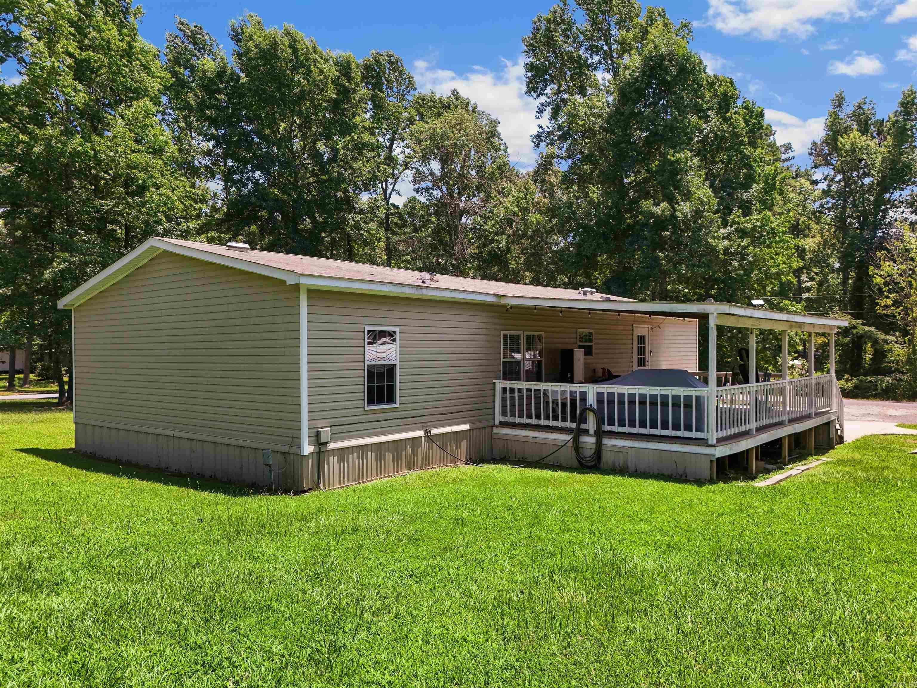 LOBLOLLY ACRES - Residential