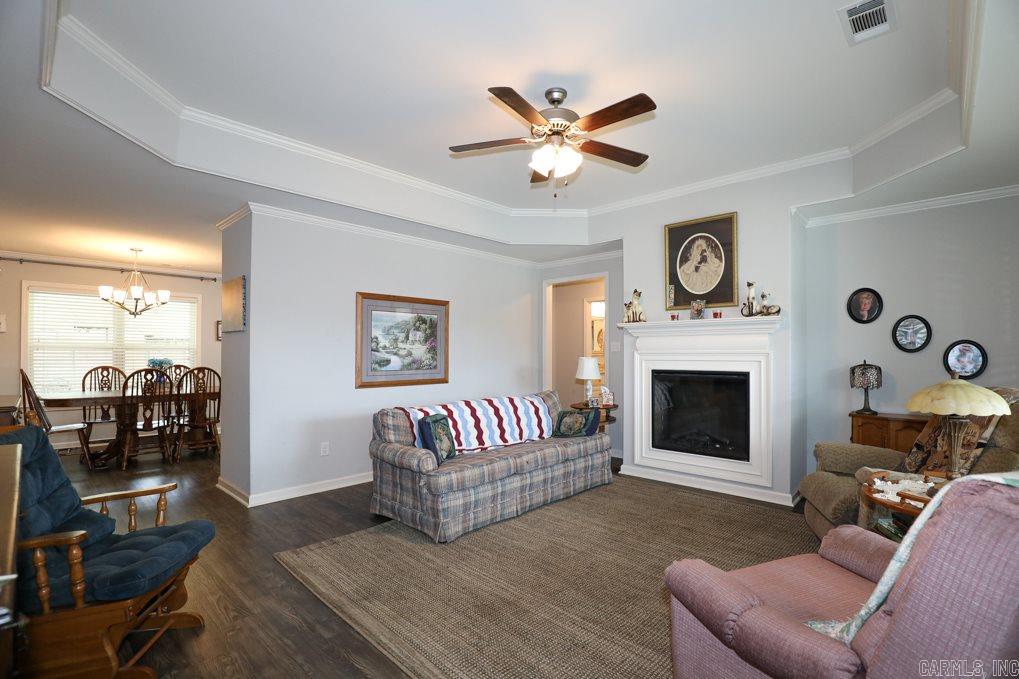 OAKTREE PLACE - Residential