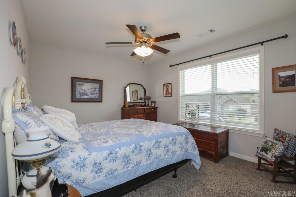 OAKTREE PLACE - Residential