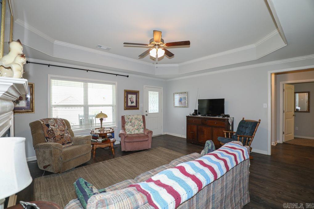 OAKTREE PLACE - Residential